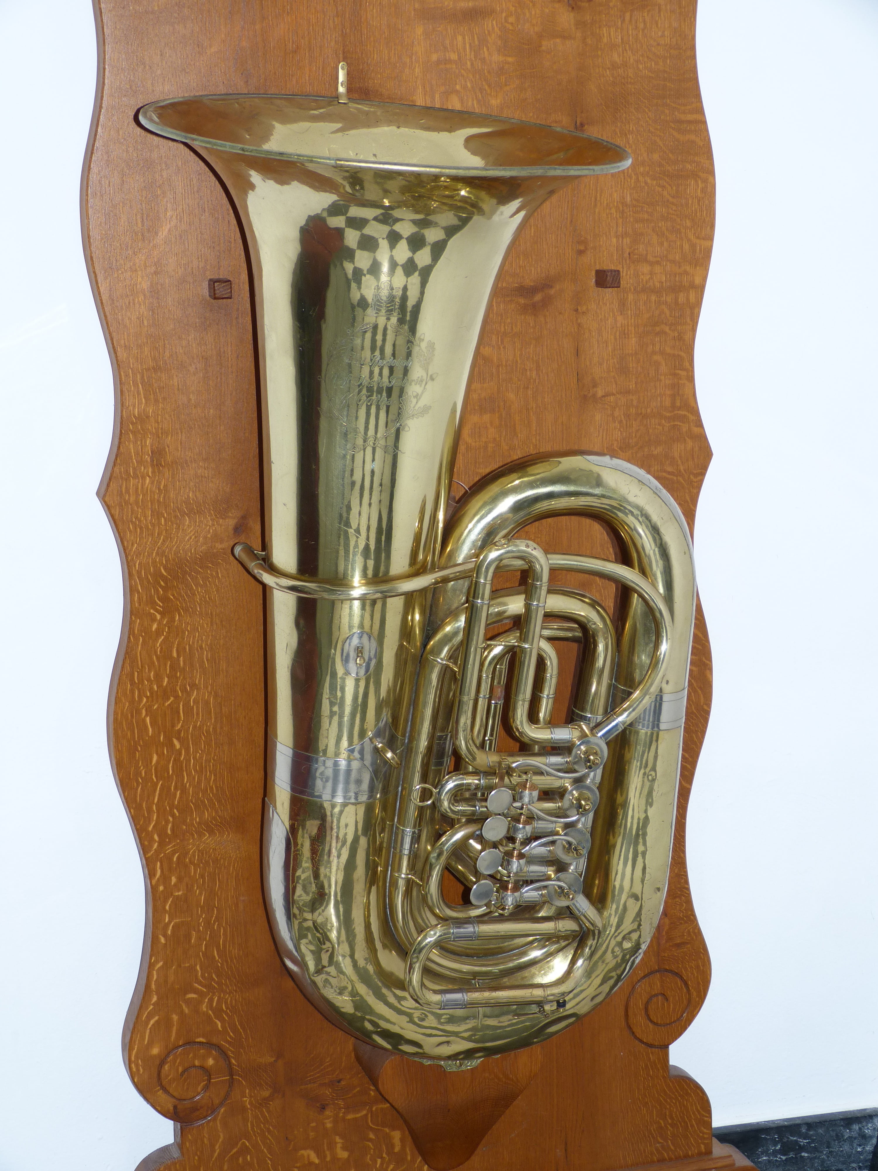 instrument, vegetable, single object, white background, no people, equipment, mixing, still life, music, container, table, wind instrument, brass band, Phone HD Wallpaper