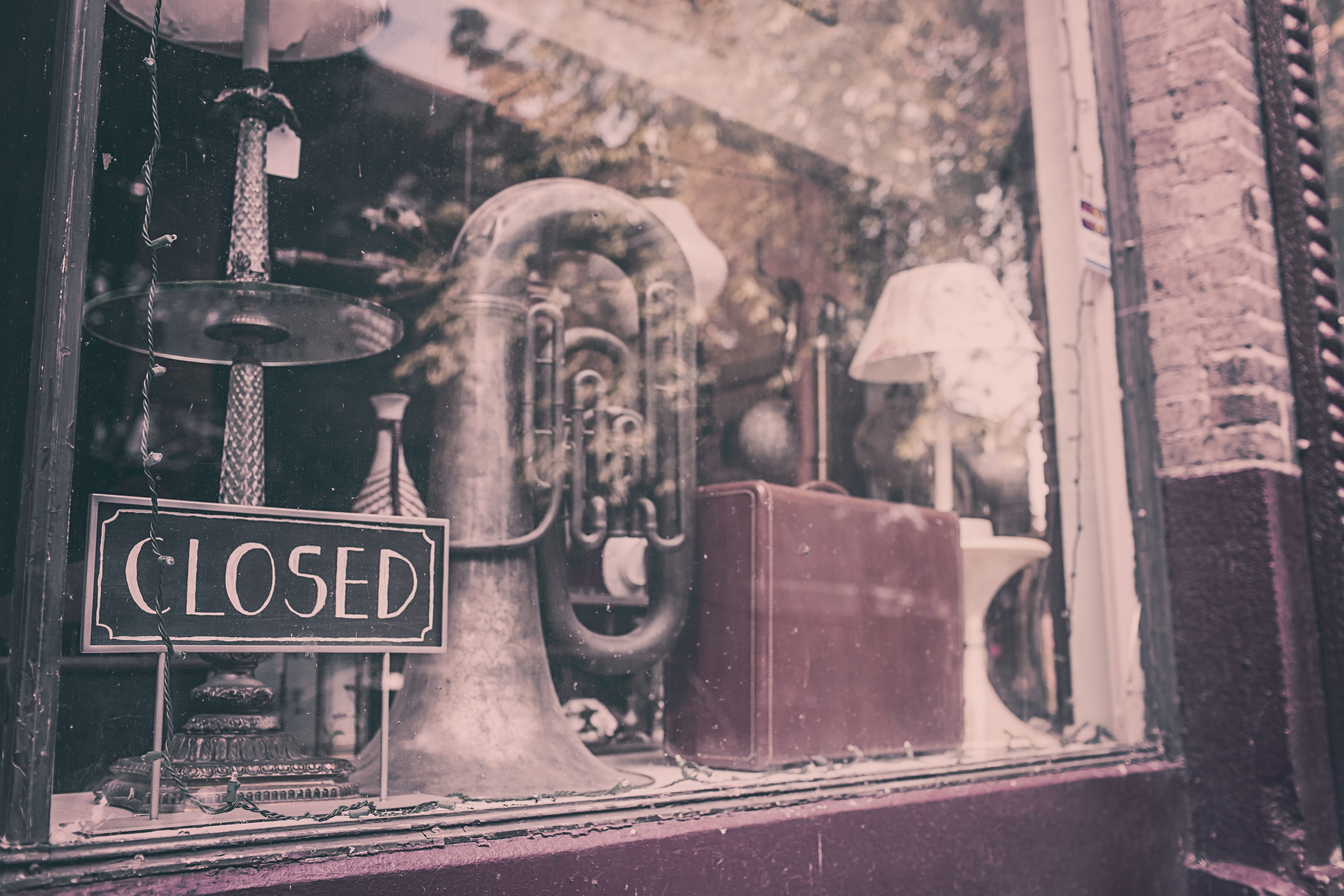 retro styled, grunge, shop-window, dust, display window, day, jazz, metal, sign, store, orchestra, glass, air, shop, text, antique, technology, history, HD Wallpaper