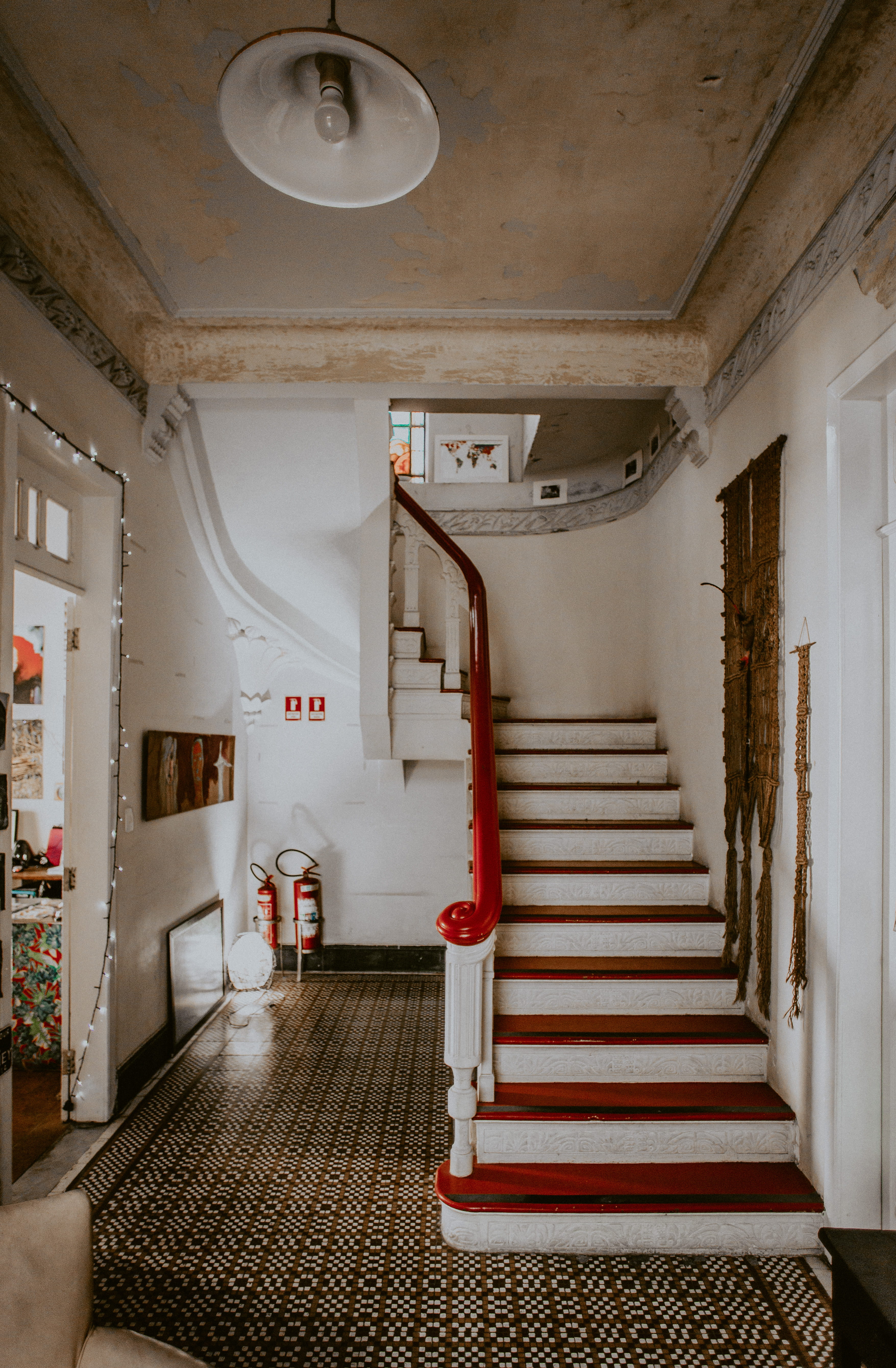 hall, living room, hostel guanaaní, vitoria, wood, 5K, abstract, interior design, lighting equipment, day, red, banister, empty, hardwood, books, entrance, Phone HD Wallpaper