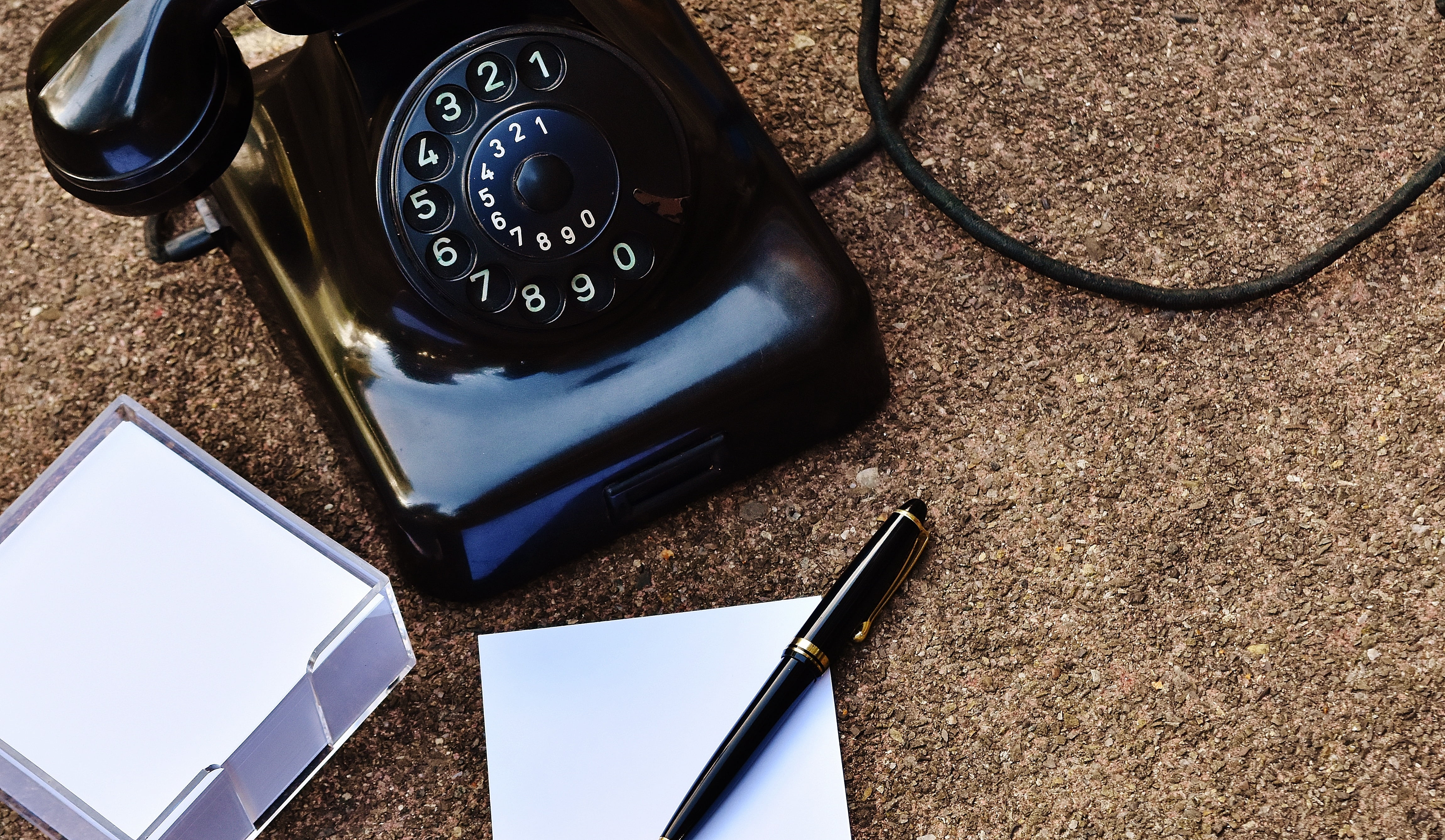 connection, post, antiquated, retro styled, black color, wireless technology, rotary phone, notes, dial, telephone, table, rotary, year built 1955, landline phone, HD Wallpaper