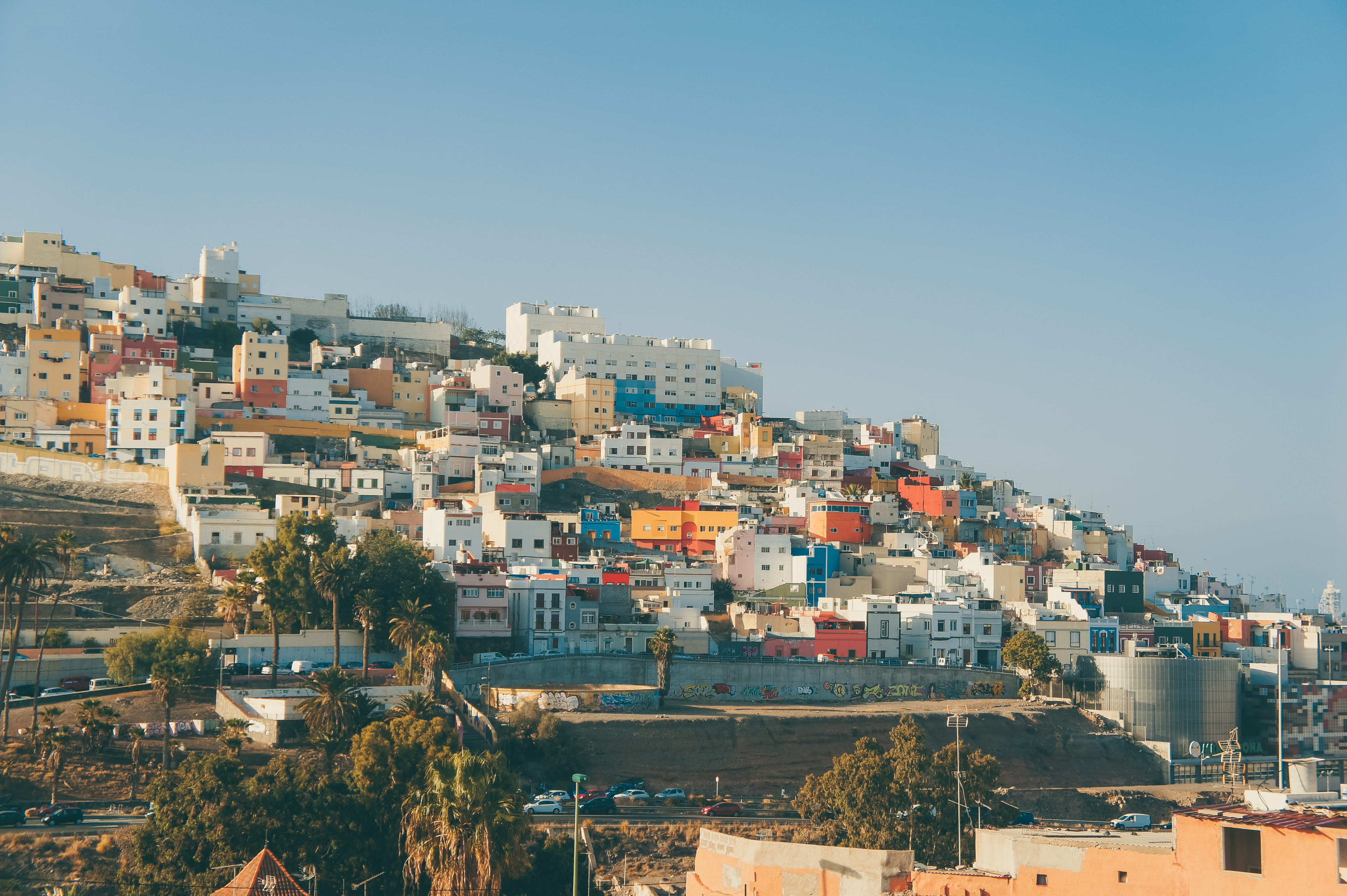 blue sky, settlement, houses, apartment, spanish town, las palmas, sky, spain, house, crowded, built structure, outdoors, nature, architecture, day, building, HD Wallpaper