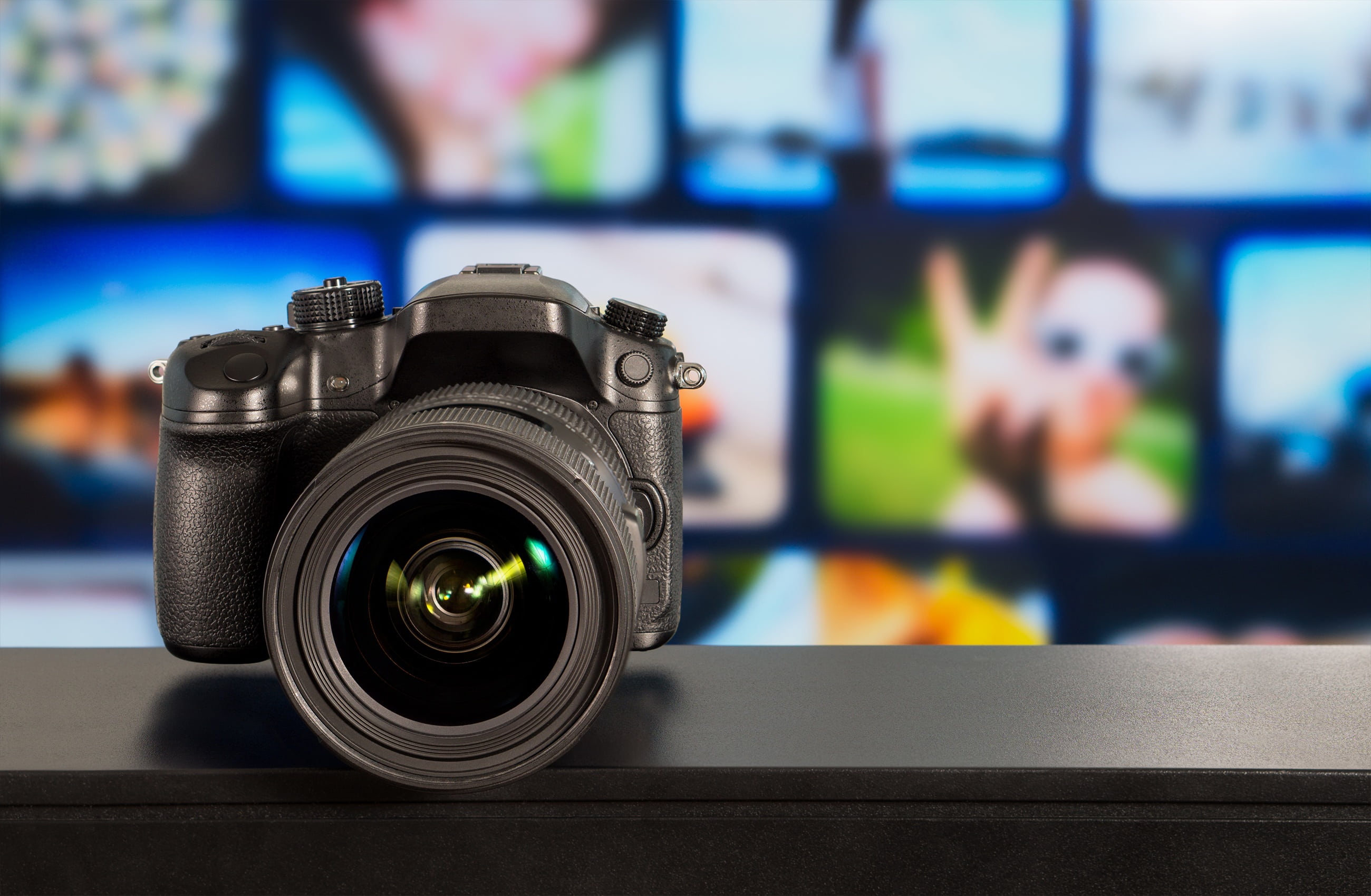 table, taking photos, black, slr camera, industry, filming, camera - photographic equipment, photograph, arts culture and entertainment, lifestyle, focus on foreground, HD Wallpaper