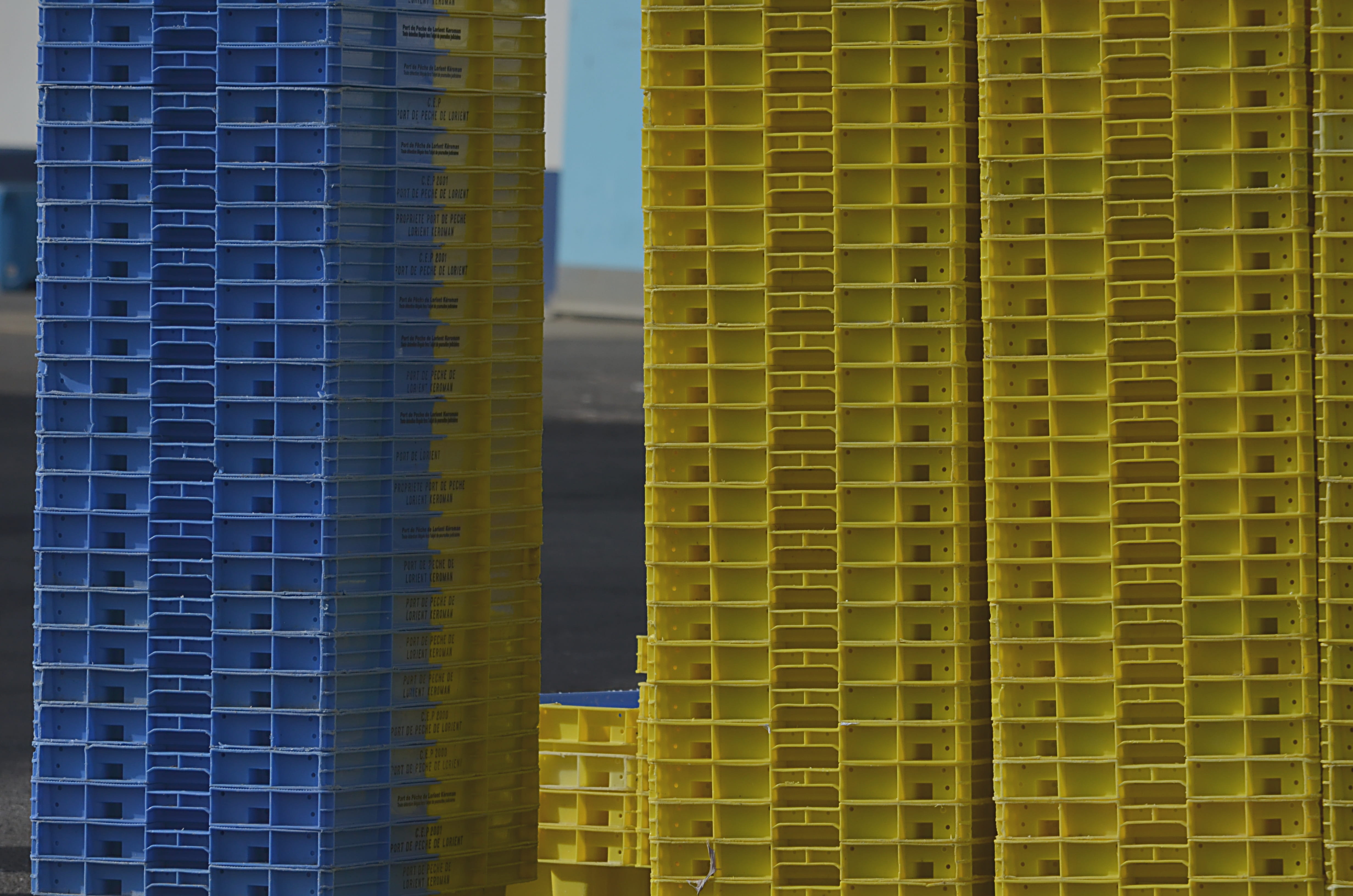 urban Skyline, 4K, green color, multi colored, Stacking, auction, backgrounds, urban Scene, day, blue, large group of objects, window, business, textured, HD Wallpaper