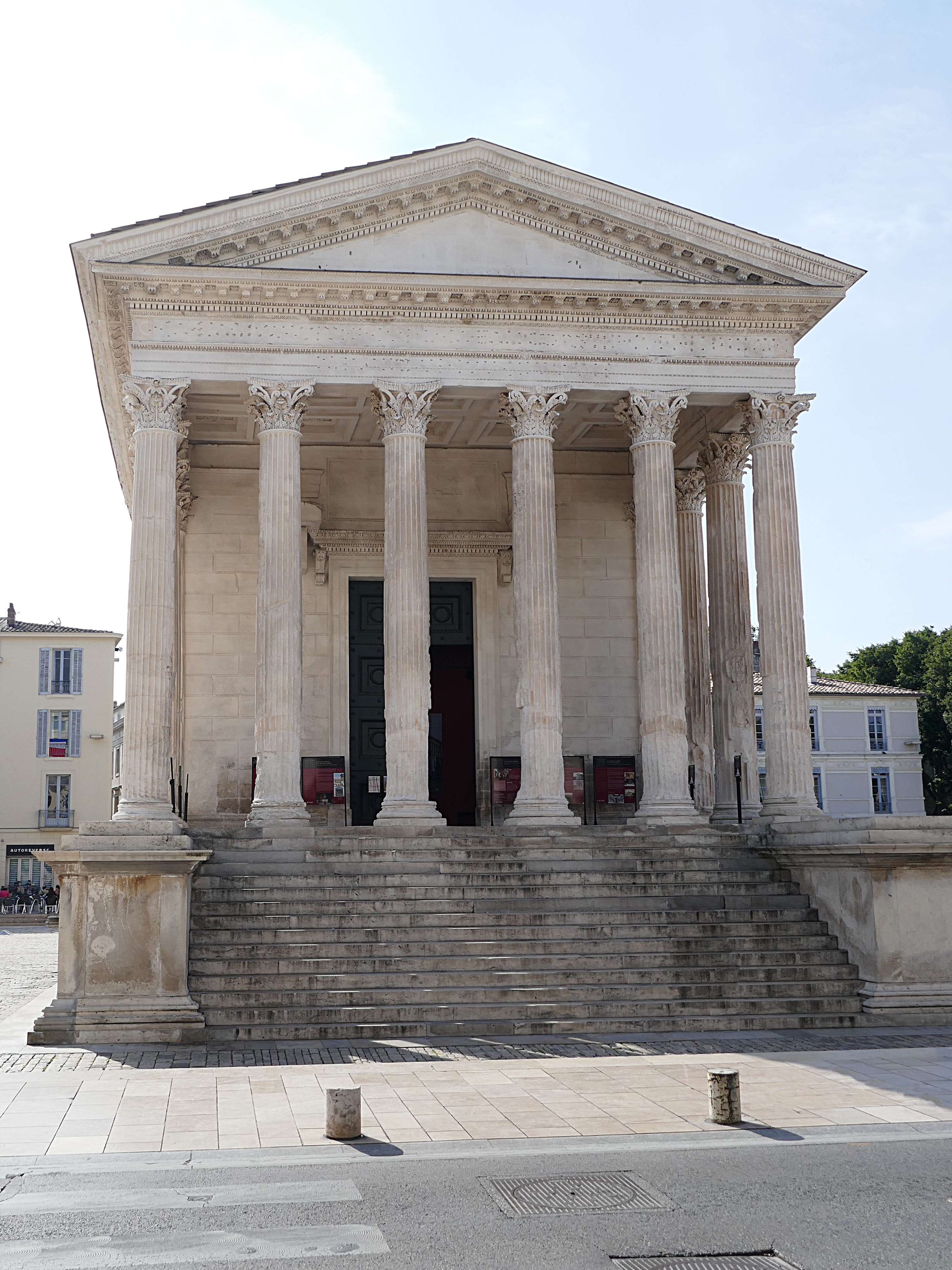 4K, roman, courthouse, tourism, city, maison-carrée, building exterior, no people, history, architectural column, the past, travel, day, art and craft, Phone HD Wallpaper