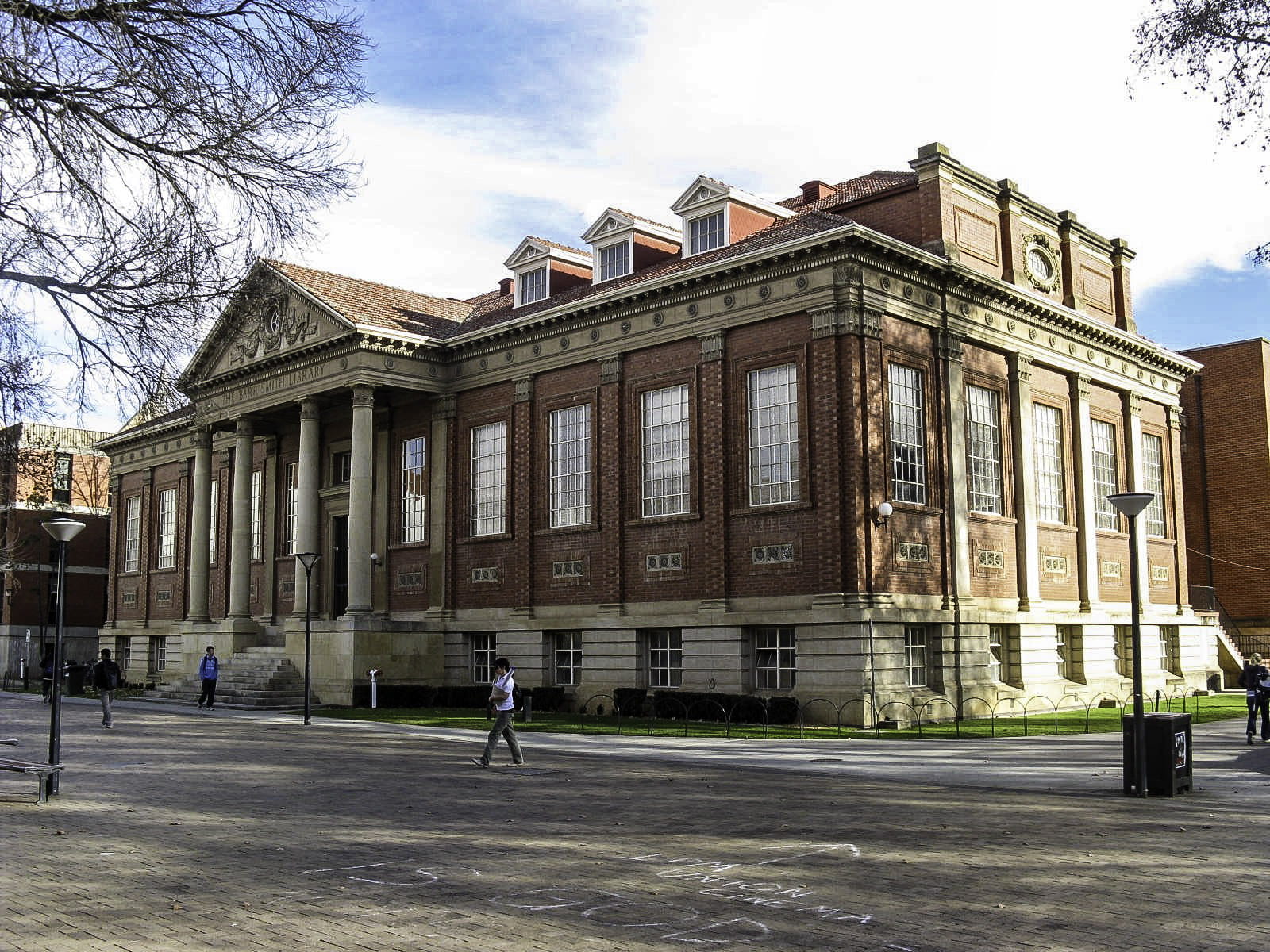 day, University of Adelaide, built Structure, facade, road, barr, public domain, university, sky, Australia, city, group of people, library, tree, building, HD Wallpaper