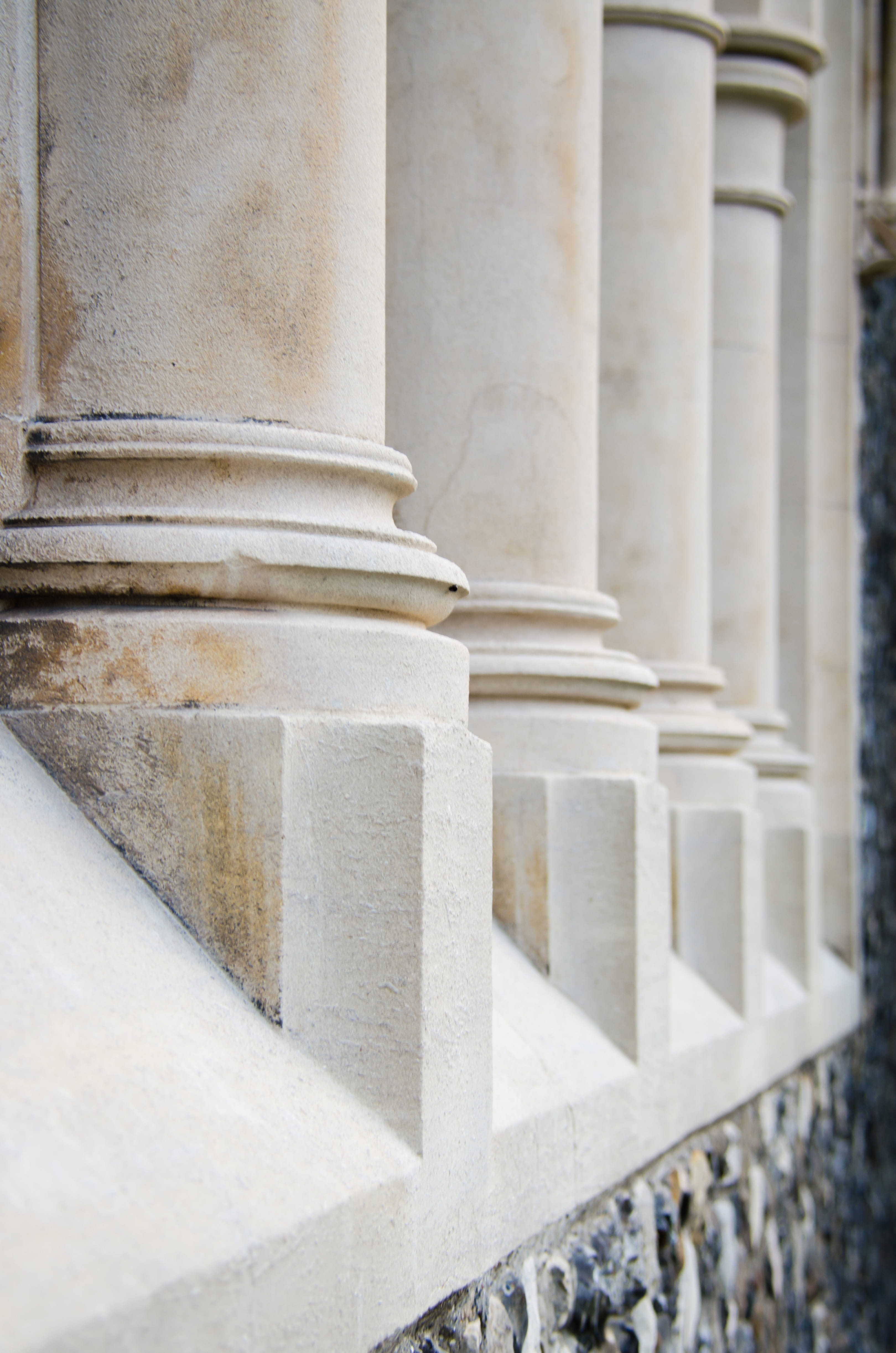 building exterior, staircase, justice - concept, Building, focus on foreground, the past, white, architectural column, building, 4K, close-up, history, Phone HD Wallpaper