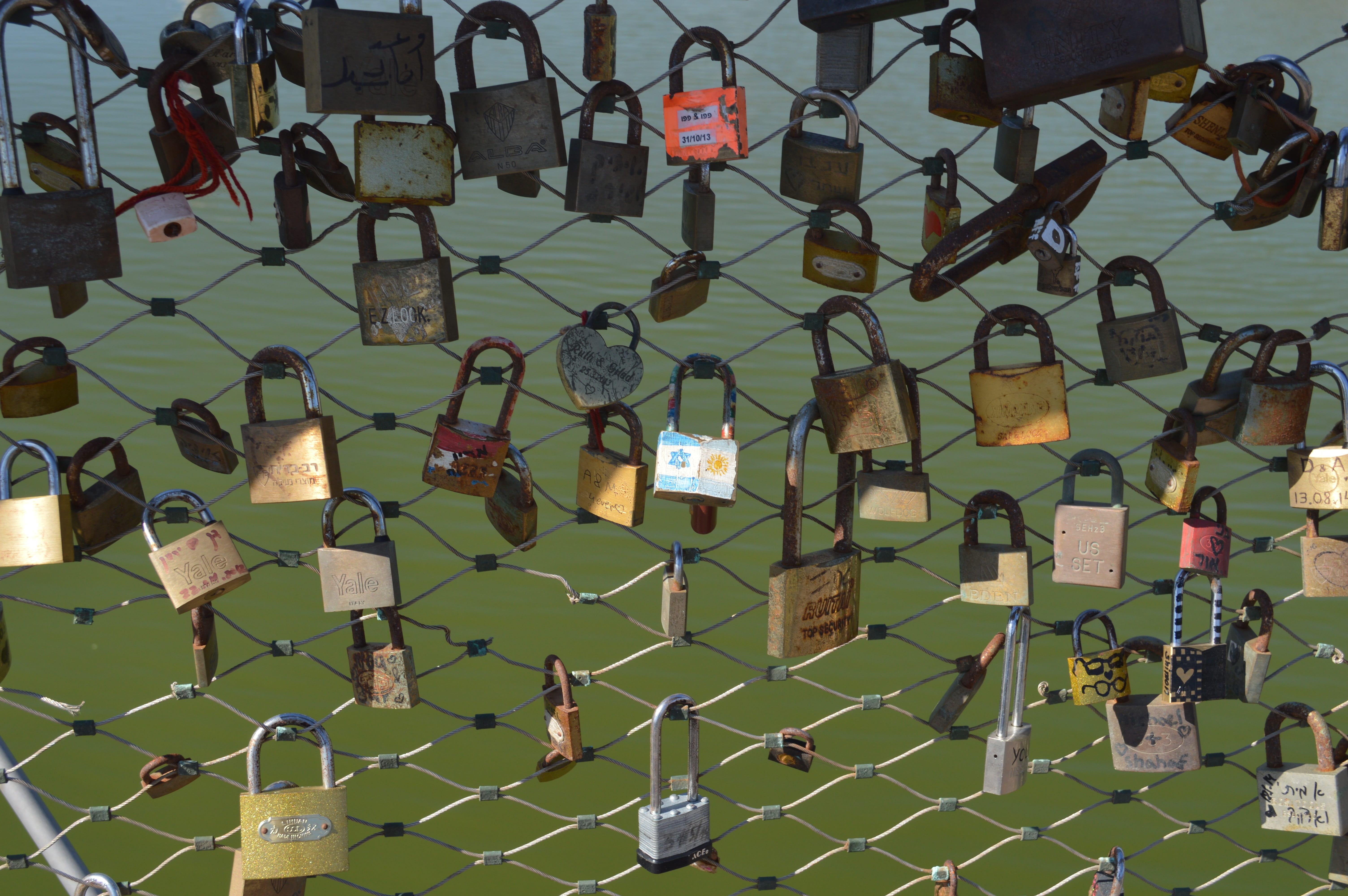 full frame, bridge, close-up, security, 5K, metal, focus on foreground, obligation, outdoors, in love, padlock, bunch, lock, clasps, relation, built structure, HD Wallpaper