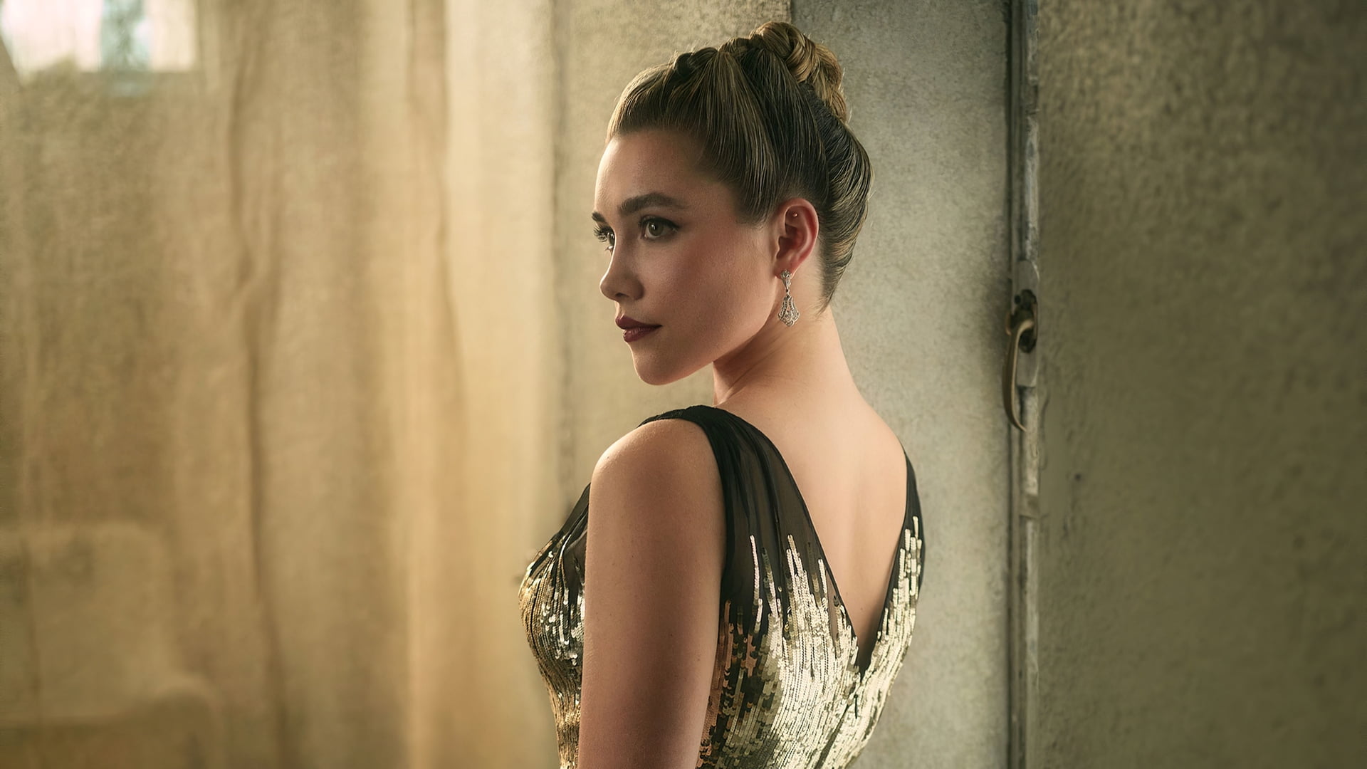 gold dress, 1080P, Florence Pugh, actress, women, blonde, indoors, HD Wallpaper