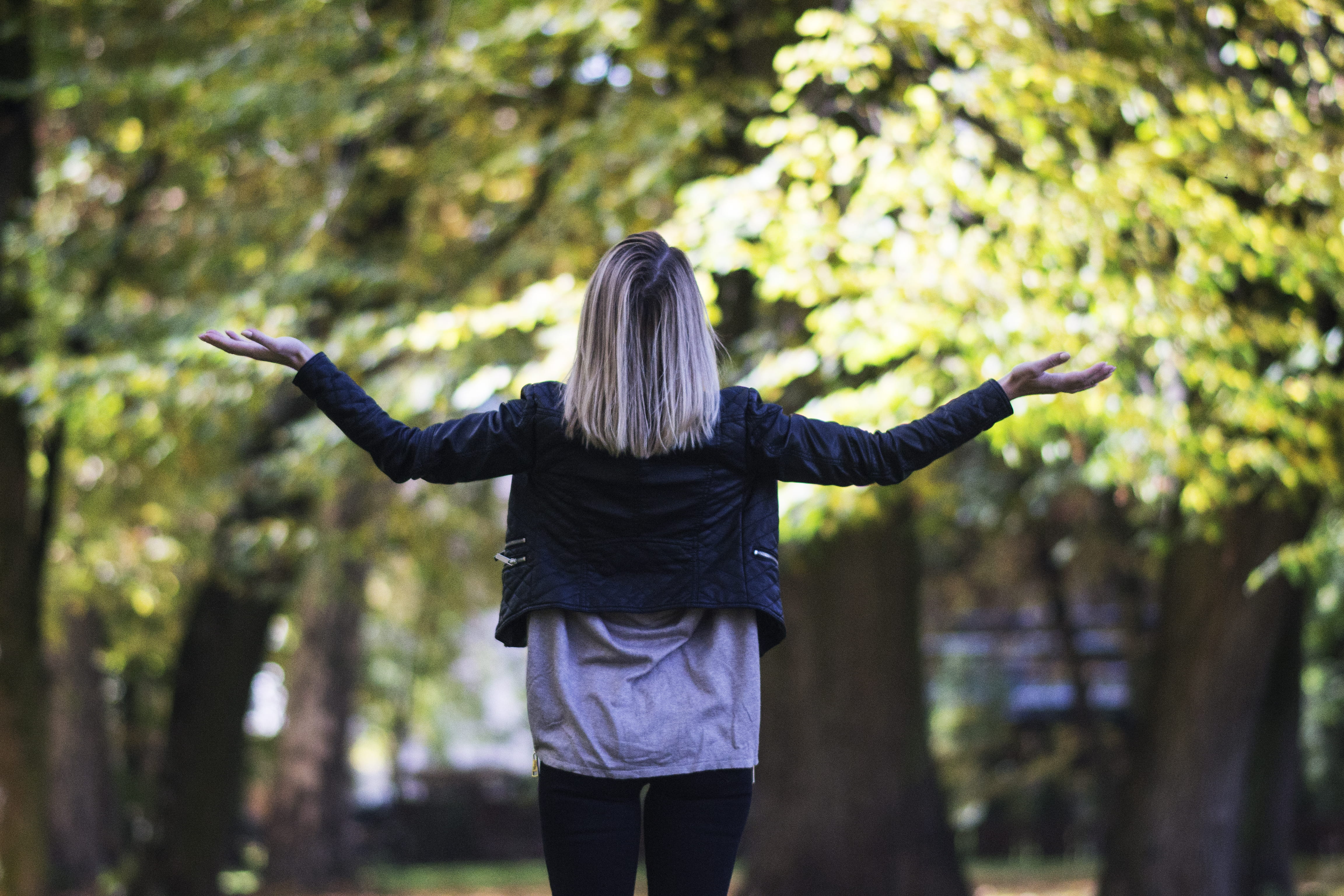 hairstyle, lifestyles, human arm, hood - clothing, park, focus on foreground, two, green, blonde, real people, leisure activity, women, woman, rear view, HD Wallpaper
