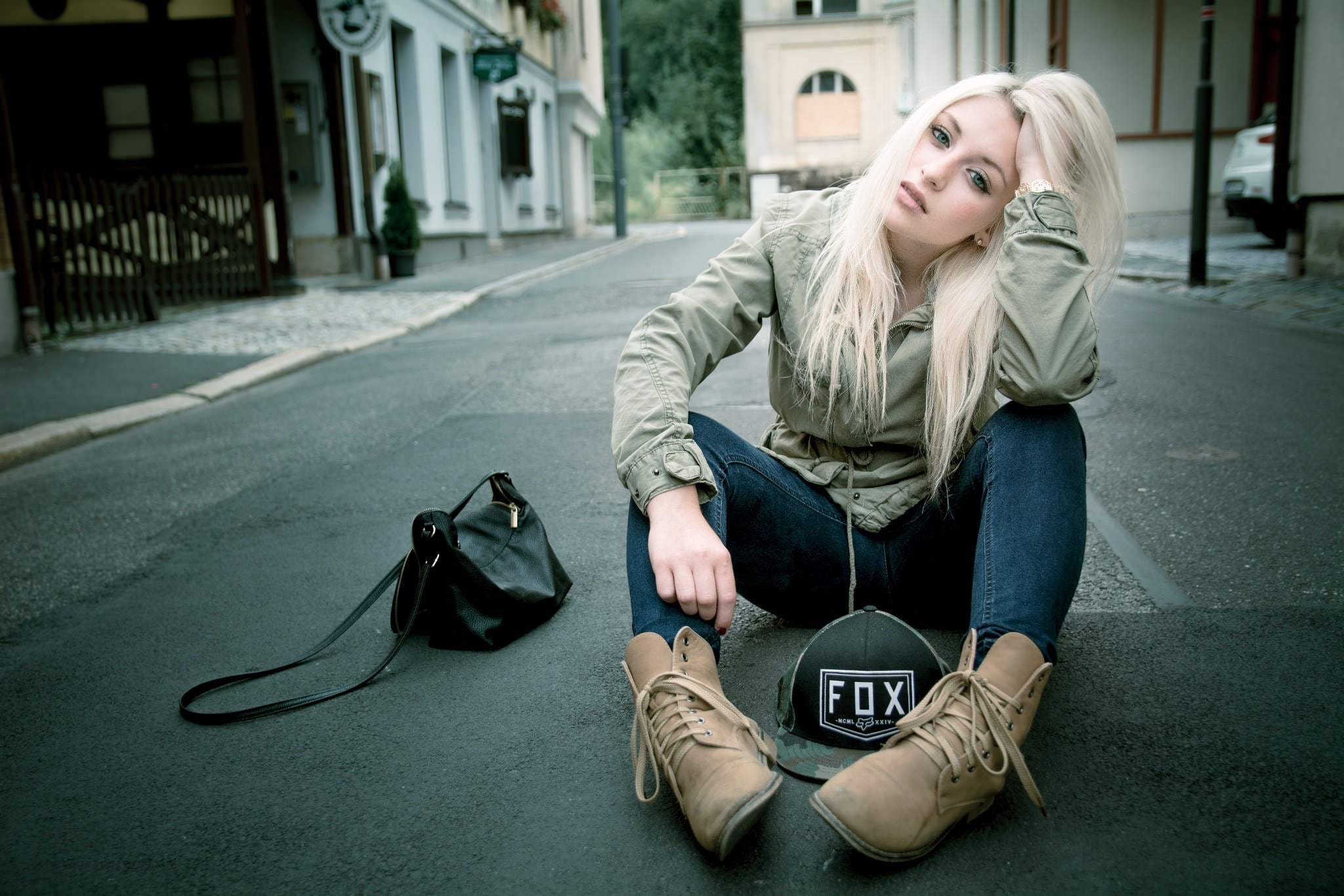 long, brown, boots, road, women, blonde, outfit, s, blue, shirt, jeans, sitting, sleeve, gray, 1080P, HD Wallpaper