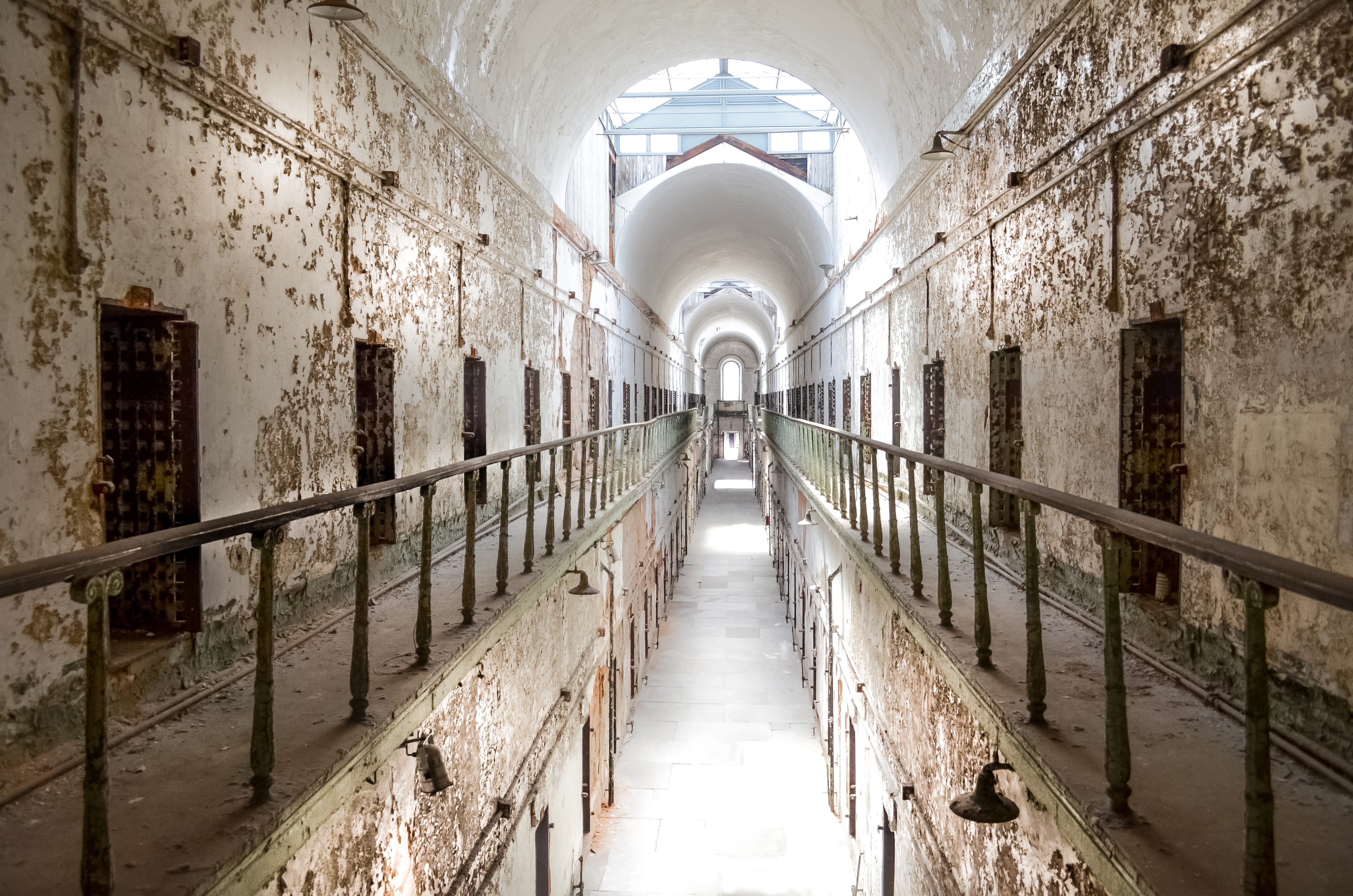 ruined, prison cell, direction, building, wall - building feature, united states, halloween, scary, arch, the way forward, rundown, built structure, unique, HD Wallpaper