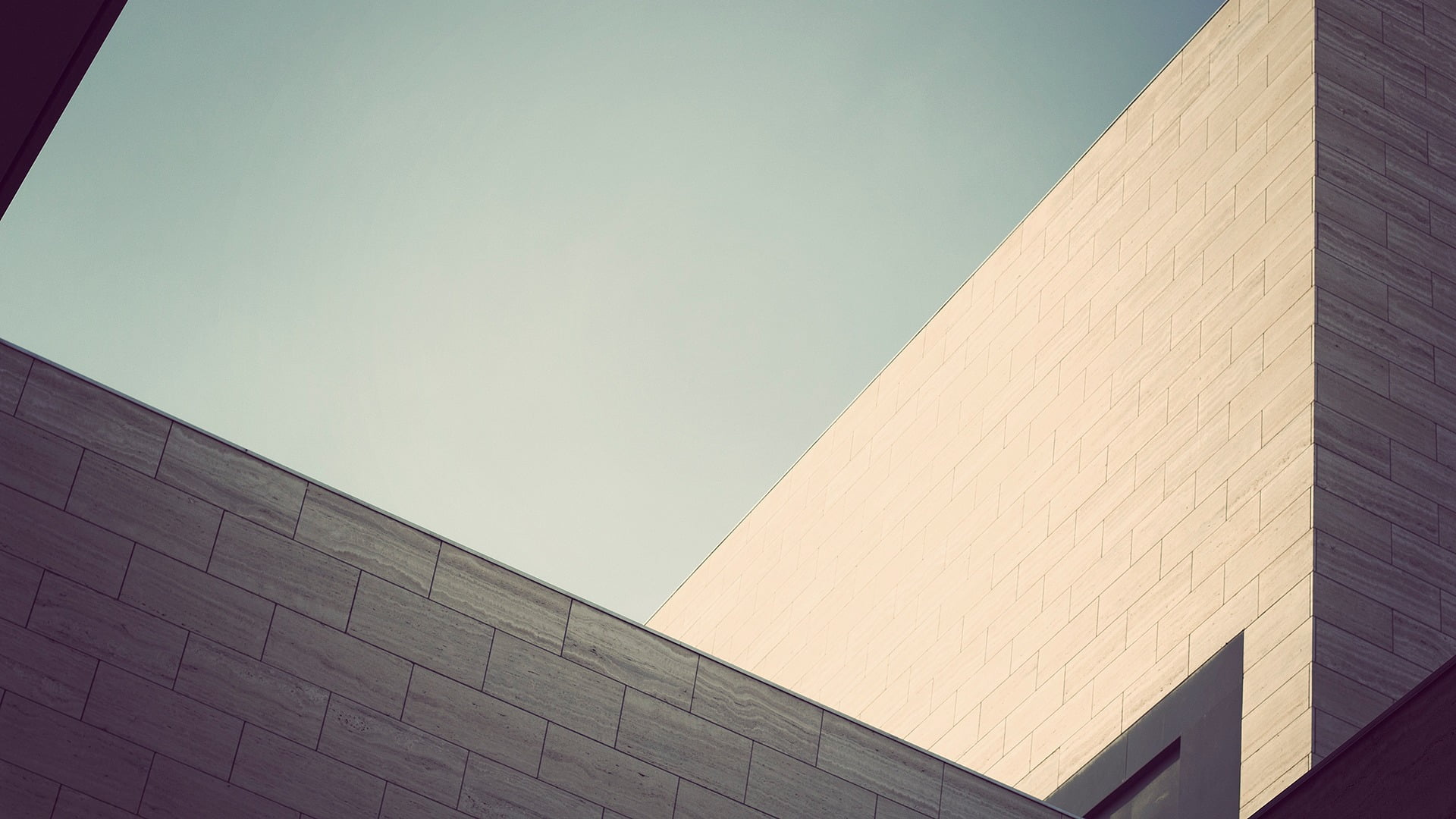 building exterior, no people, wall, 1080P, copy space, travel destinations, building, day, city life, clear sky, base, architecture, city, metal, outdoors, HD Wallpaper