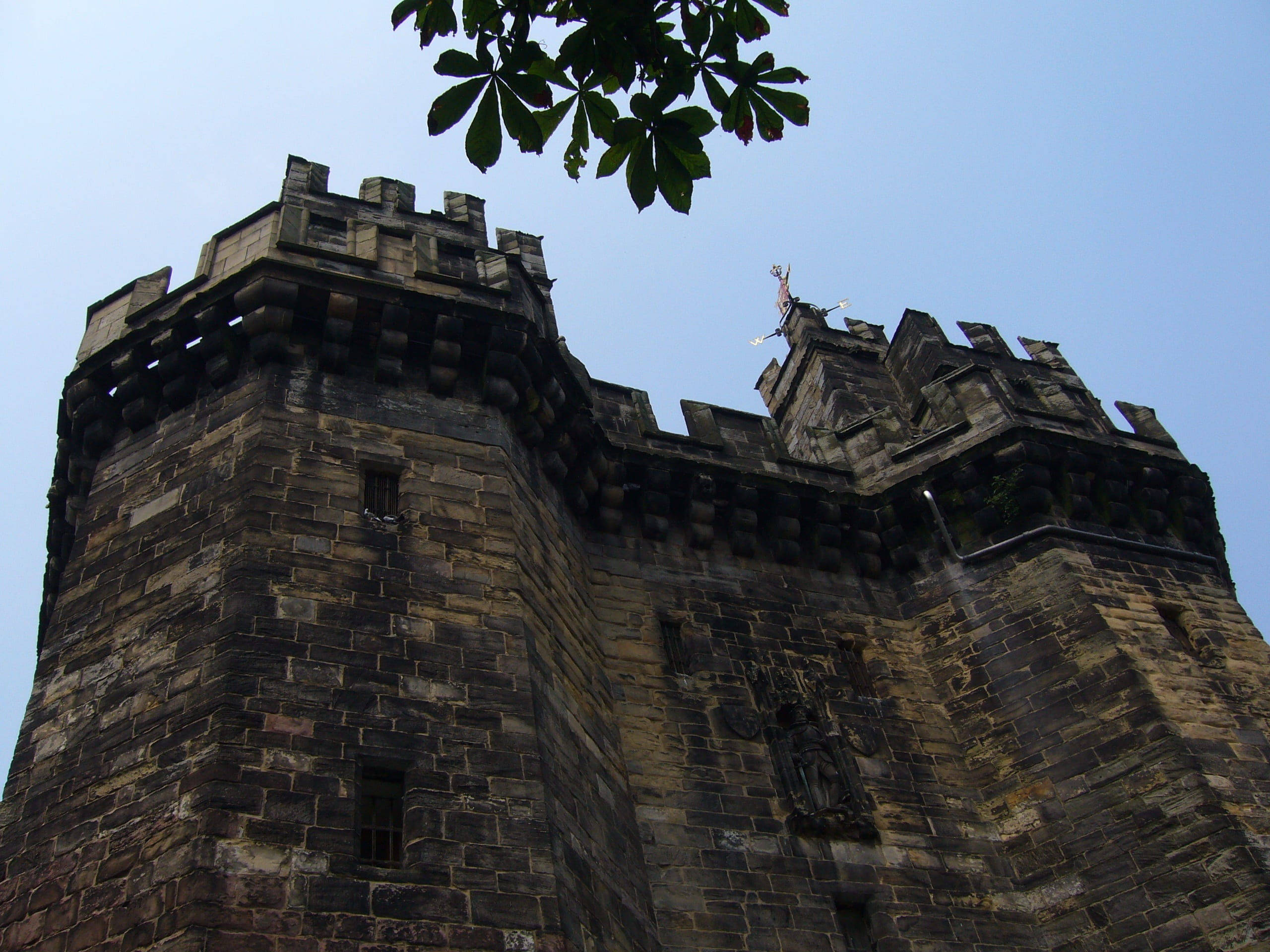 sky, jail, the past, history, nature, england, building, tower, architecture, spirituality, building exterior, the battlements, place of worship, lancaster, HD Wallpaper