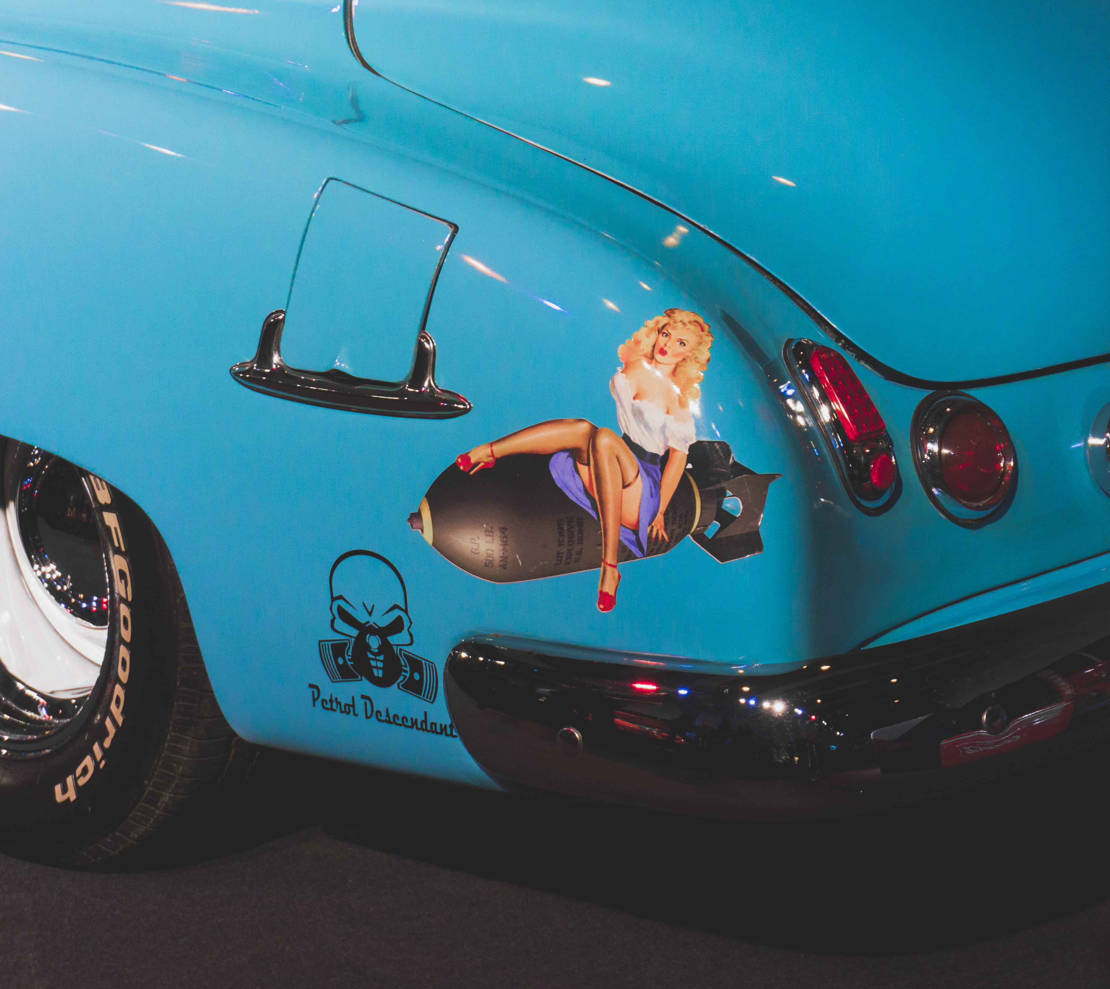 50s, sitting, mode of transportation, real people, transportation, 2K, usa, retro, ww1, hairstyle, full length, one person, beauty, lifestyles, world war, HD Wallpaper