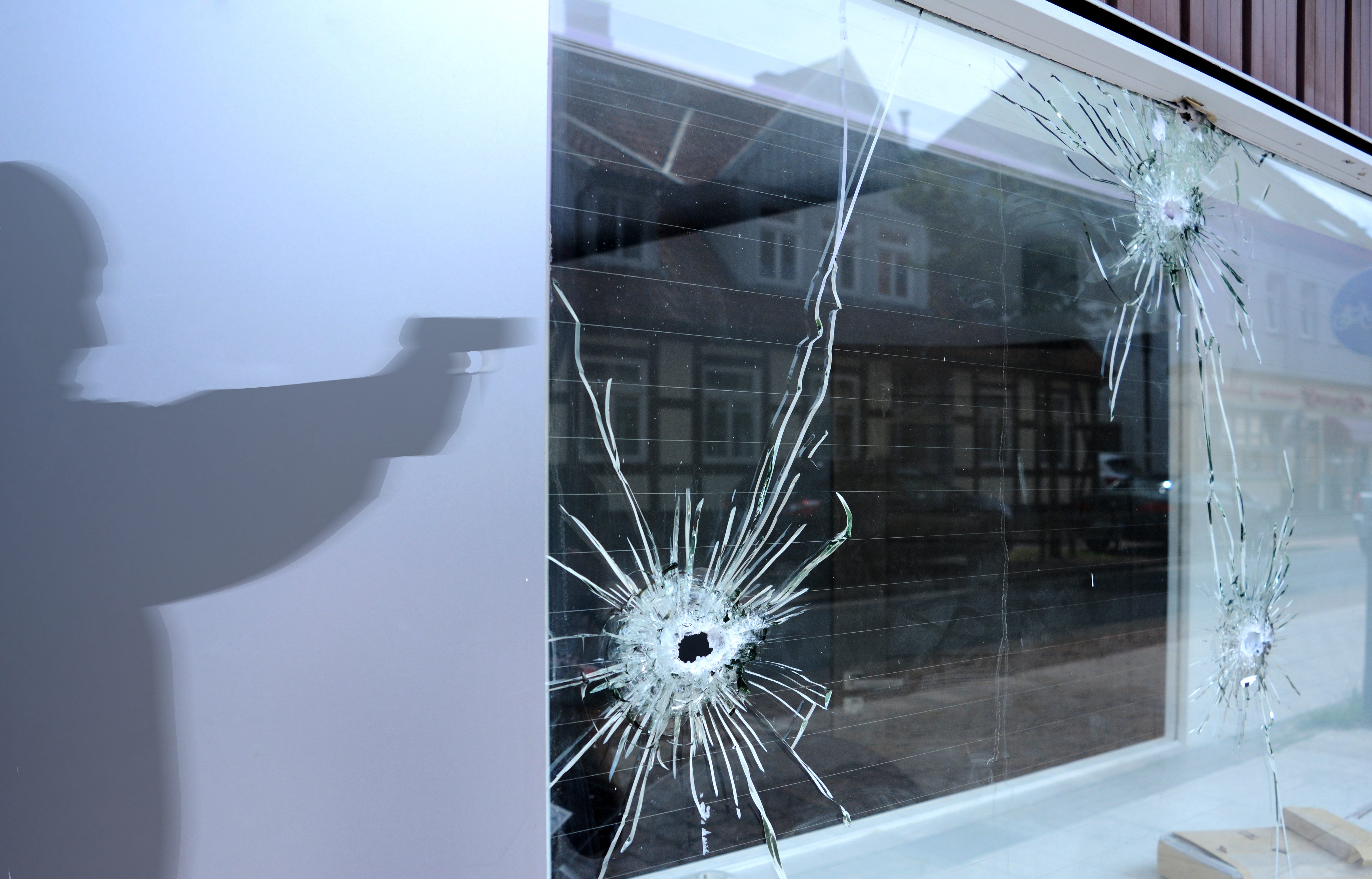 human hand, crime scene, window, police, pistol, men, working, hand, weapon, glass - material, crime, built structure, shattered glass, day, shot, architecture, HD Wallpaper