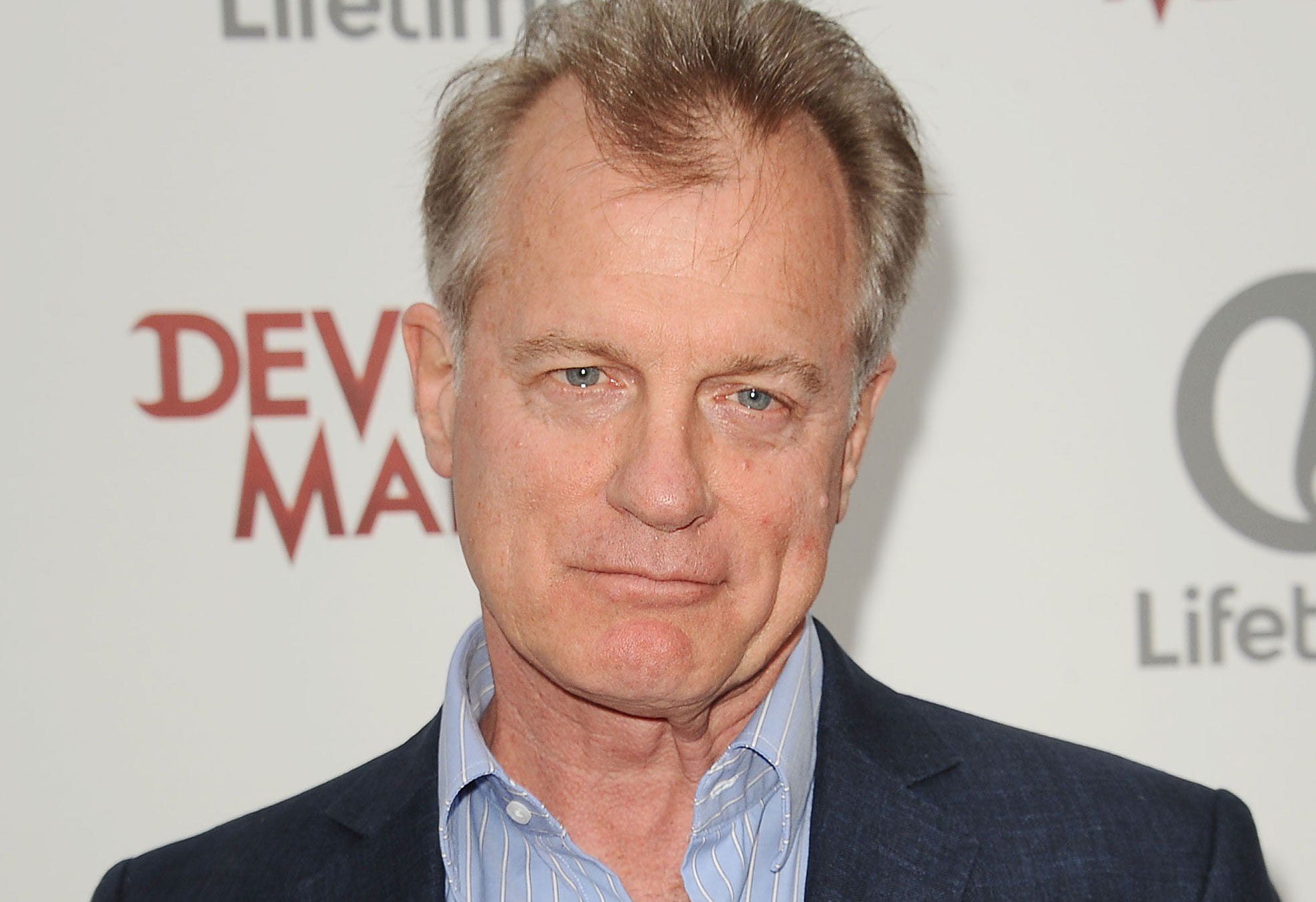 responsibility, front view, adult, mature men, court, 1080P, businessman, arrest, males, portrait, text, business person, stephen collins, looking at camera, HD Wallpaper