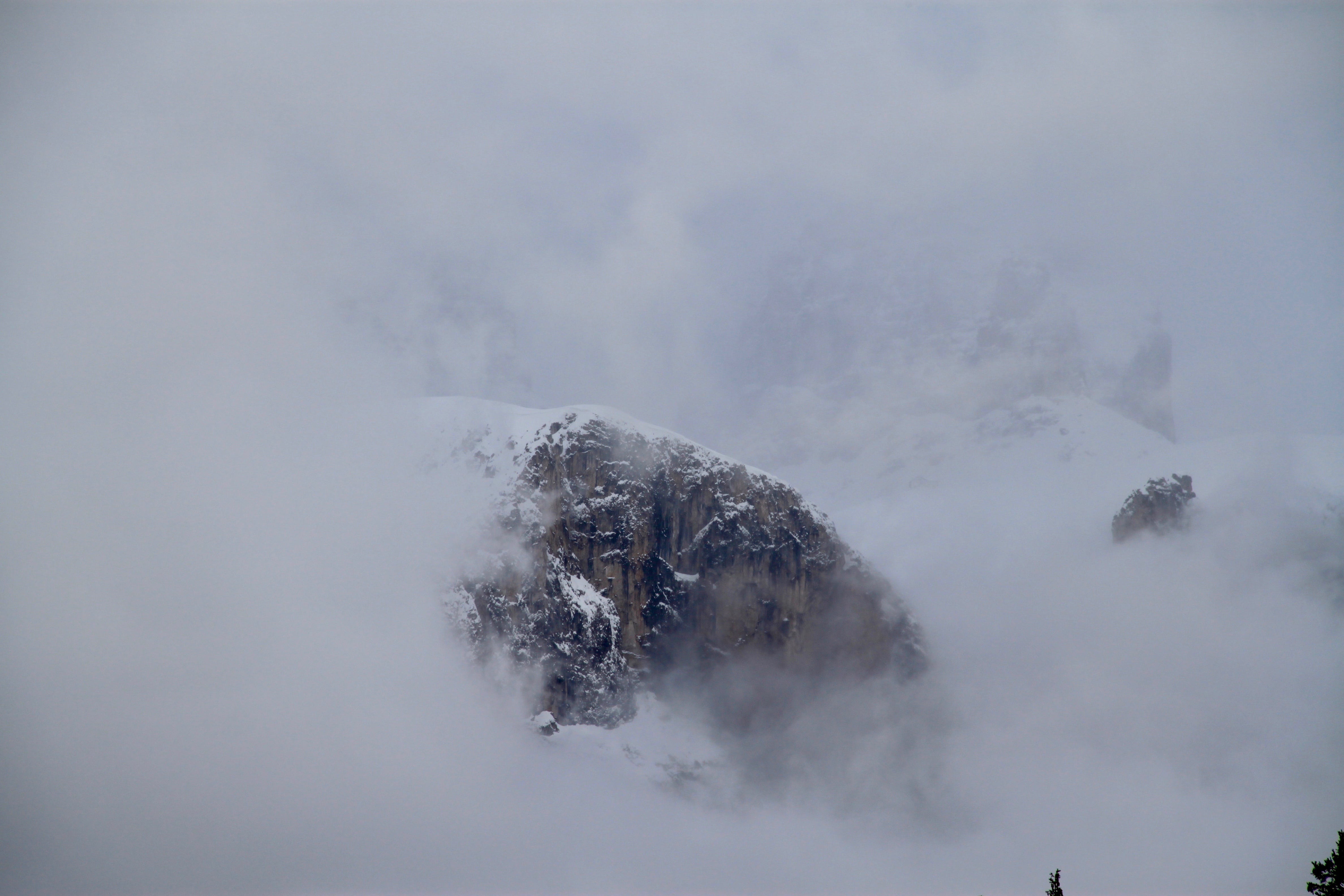 la villa, tree, mountain peak, snow, tranquil scene, no people, land, nature, mountain, landscape, winter, associazione turistica la villa, outdoors, südtirol, HD Wallpaper