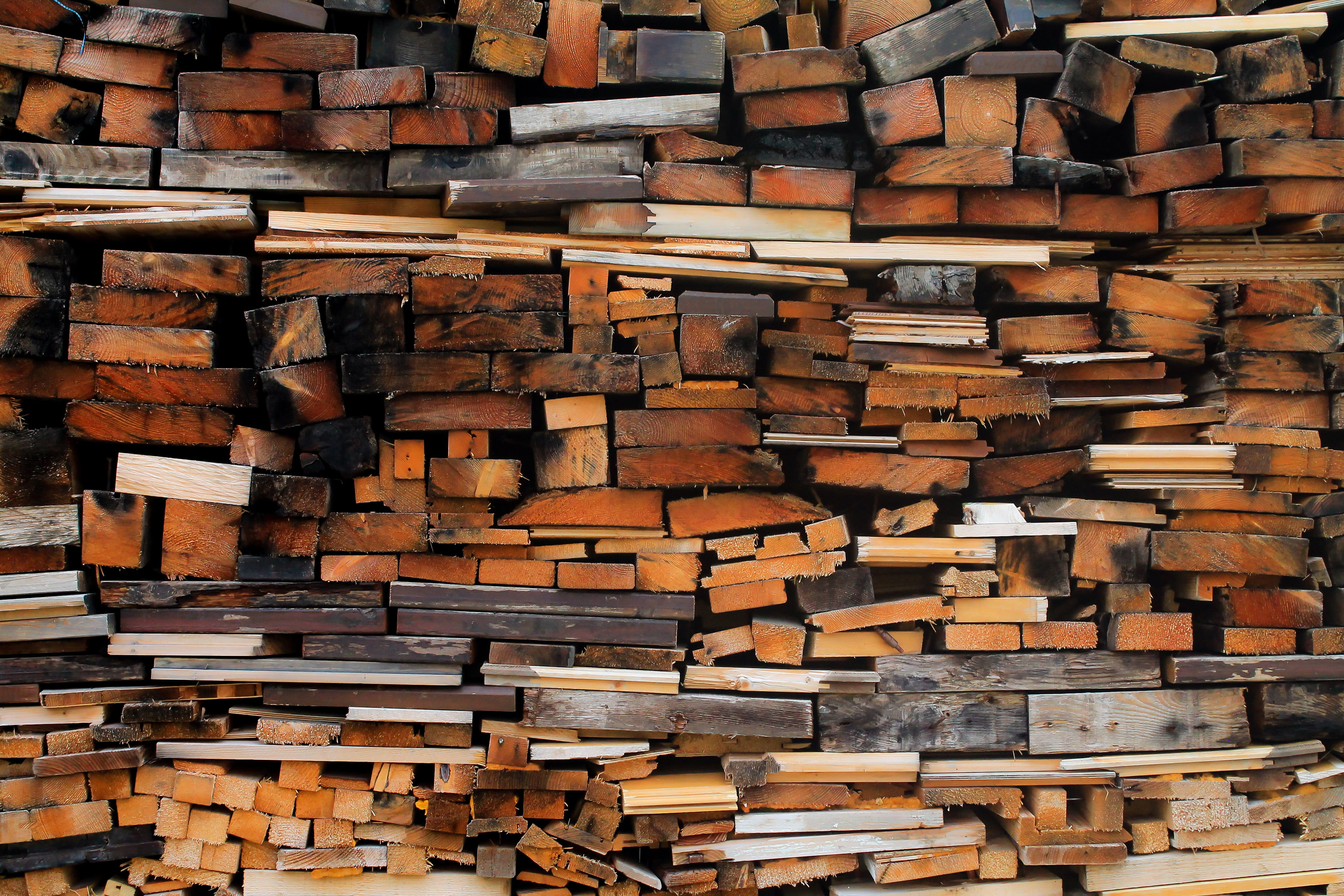 wall, no people, italy, wood - material, wooden, large group of objects, 4K, abundance, natural light, tree, backgrounds, heap, wood chopping, HD Wallpaper