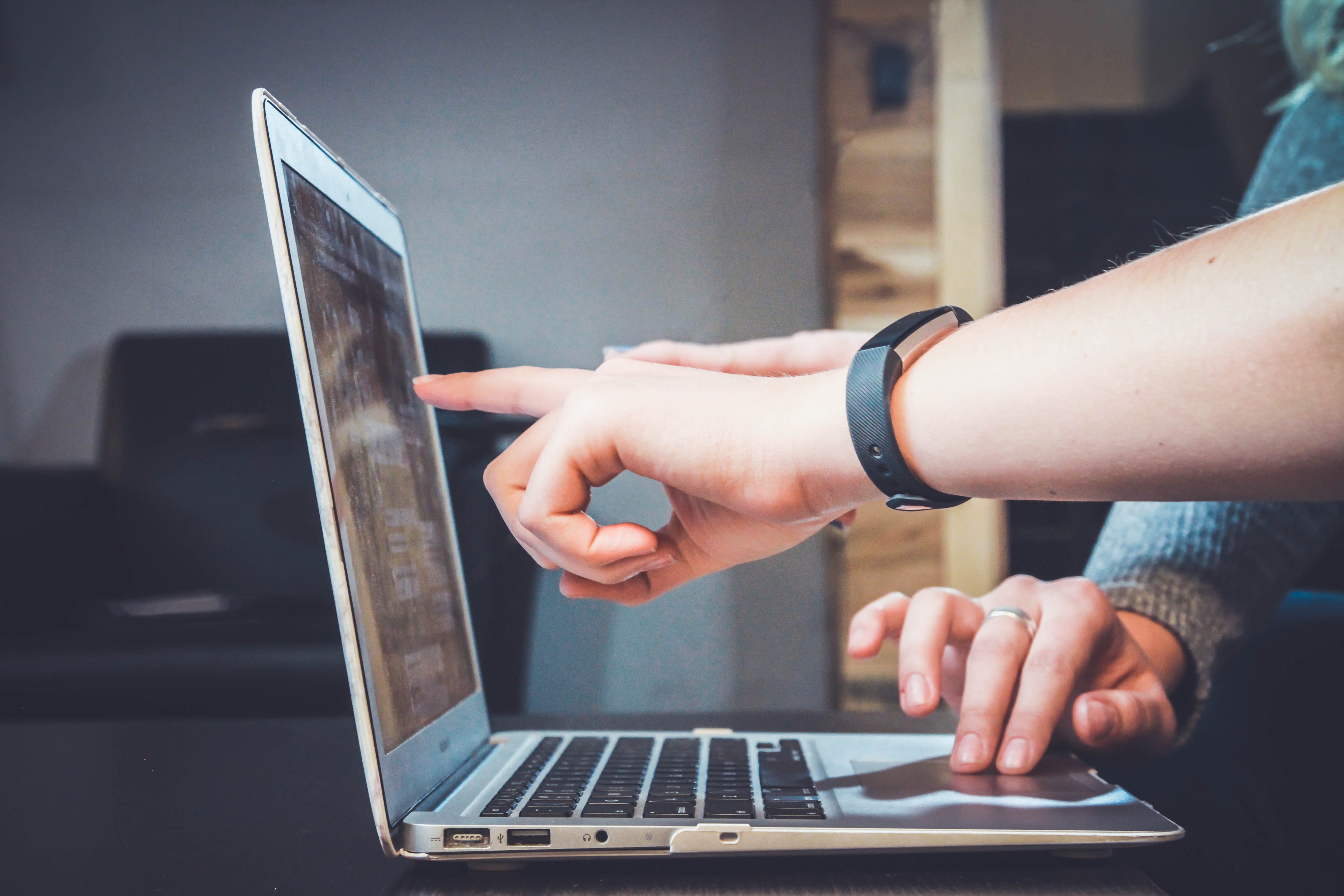 computer, internet, black, 5K, alta, finger, computer equipment, using laptop, using computer, connection, adult, human hand, computer network, indoors, HD Wallpaper