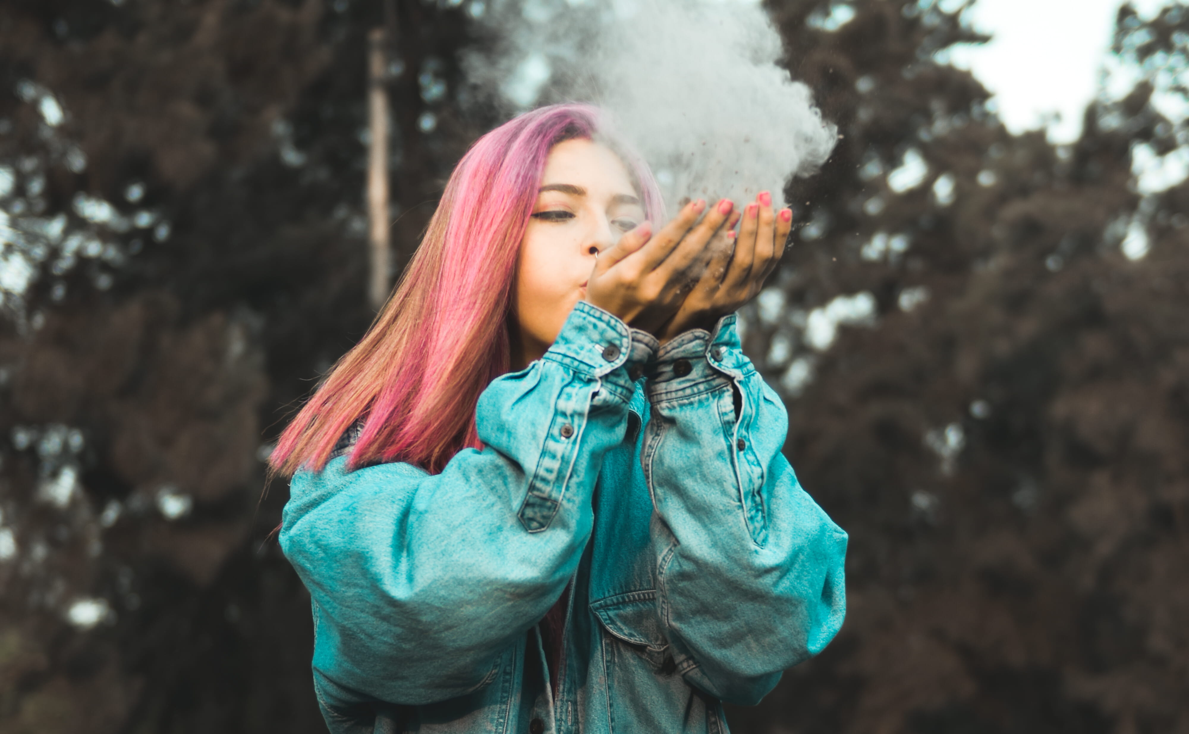 scarf, multi coloured hair, young adult, portrait, 4K, hands, tal, one person, powder, clothing, hood - clothing, casual clothing, leisure activity, standing, HD Wallpaper