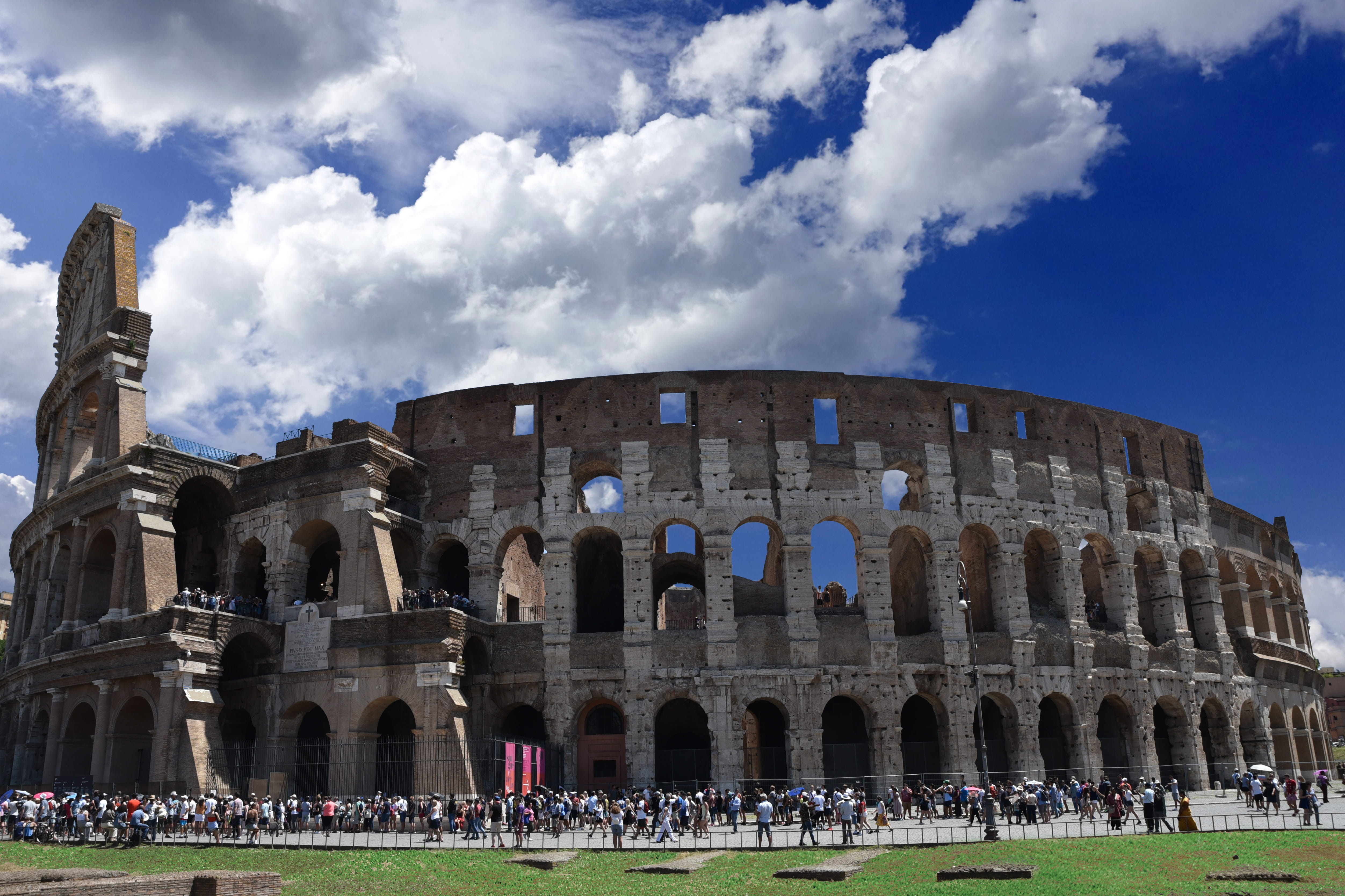 nature, outdoors, old, archaeology, european, roma, arts culture and entertainment, tourism, architecture, built structure, skyline, river, arch, tuscany, HD Wallpaper
