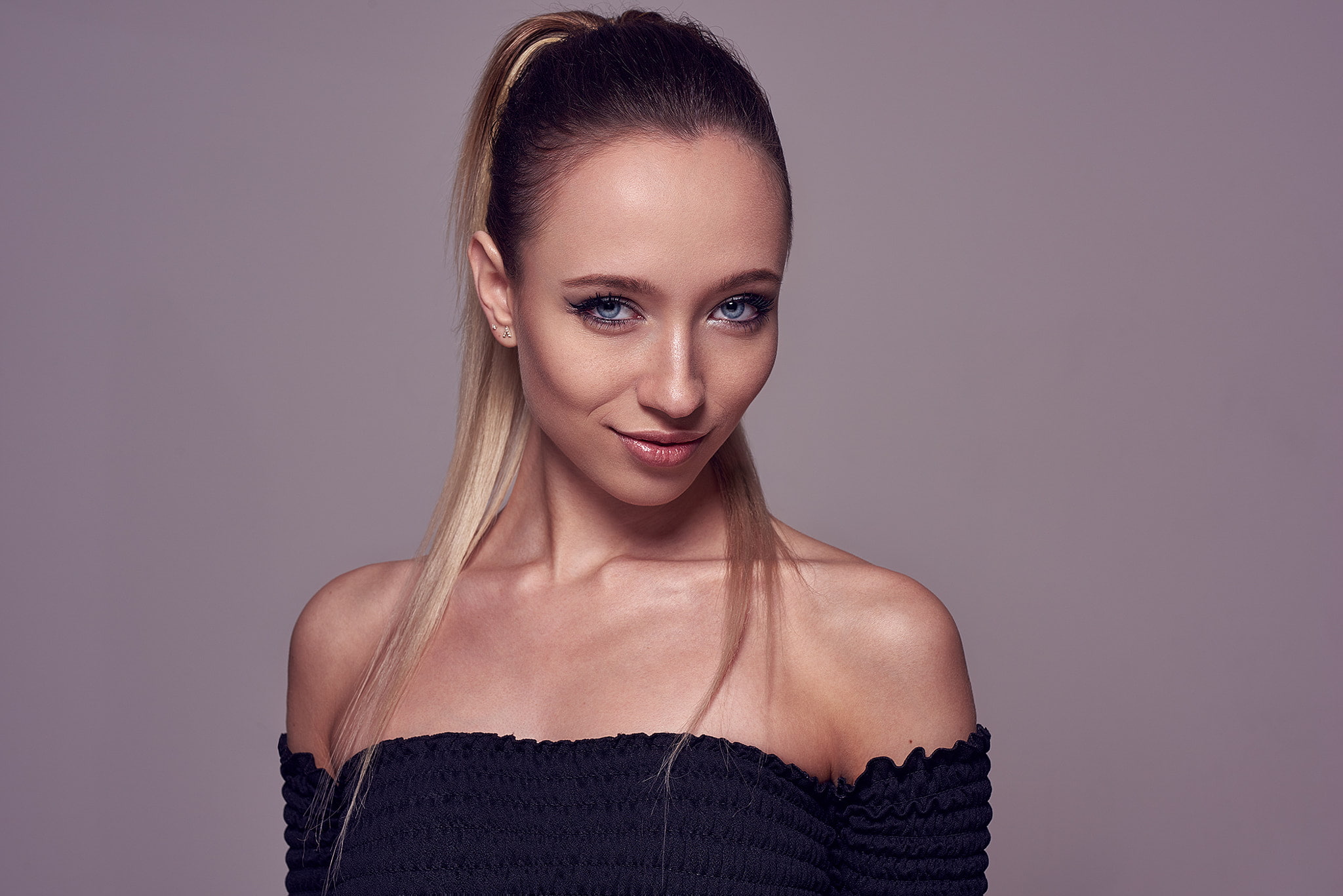 simple background, Nicole Berg, bare shoulders, portrait, blue eyes, women, blonde, 1080P, HD Wallpaper
