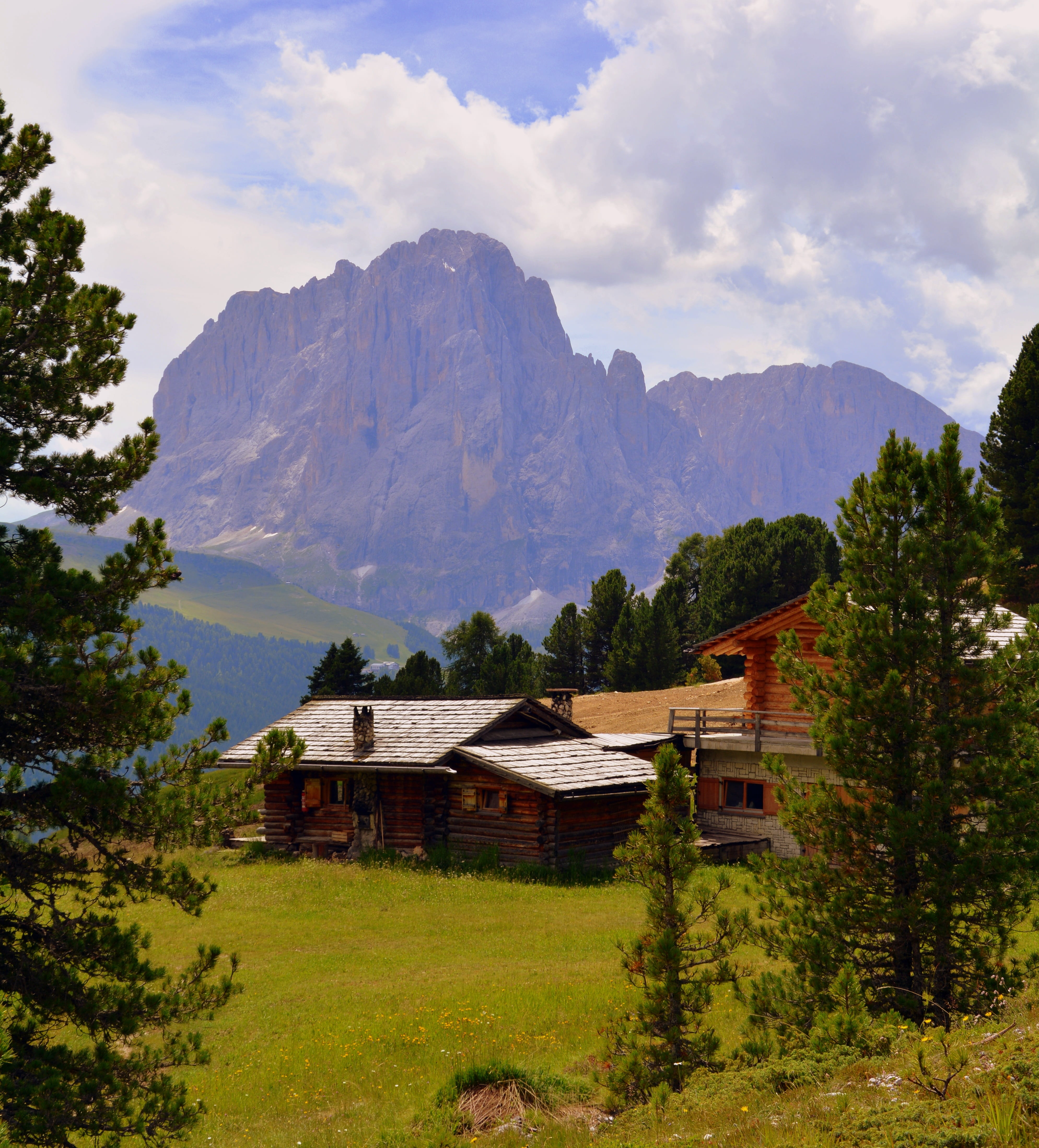 day, building exterior, italy, architecture, mountain peak, 4K, rock, tree, mountain range, built structure, landscape, building, baita, house, green color, Phone HD Wallpaper
