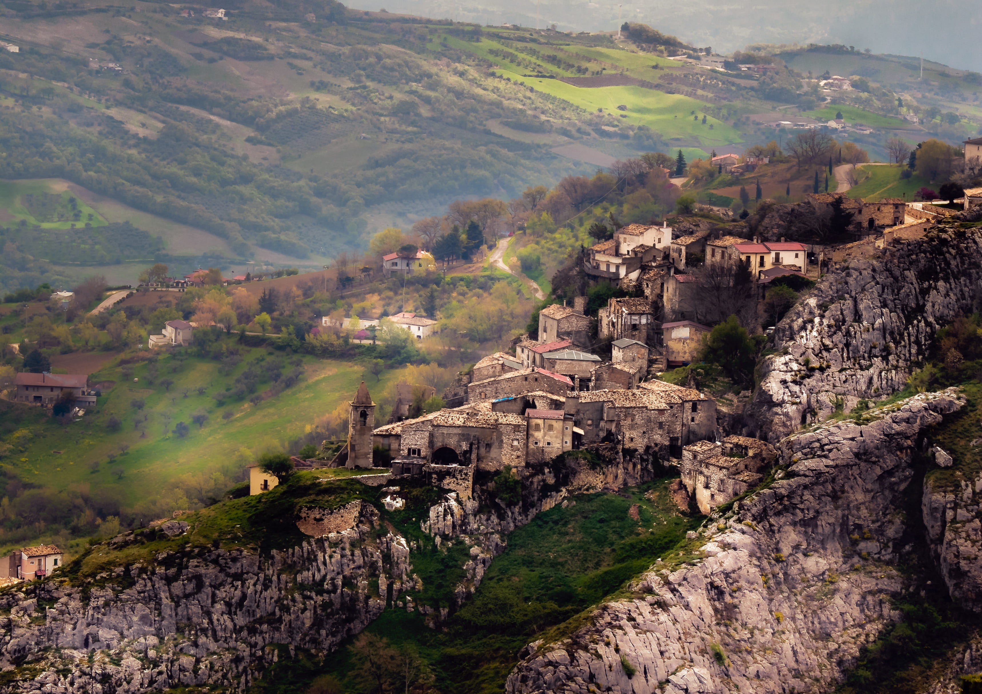 city, 2K, land, campaign, italy, path, landscape, prato, ancient civilization, corvara, green, rural, environment, village, outdoors, natural, field, building, HD Wallpaper