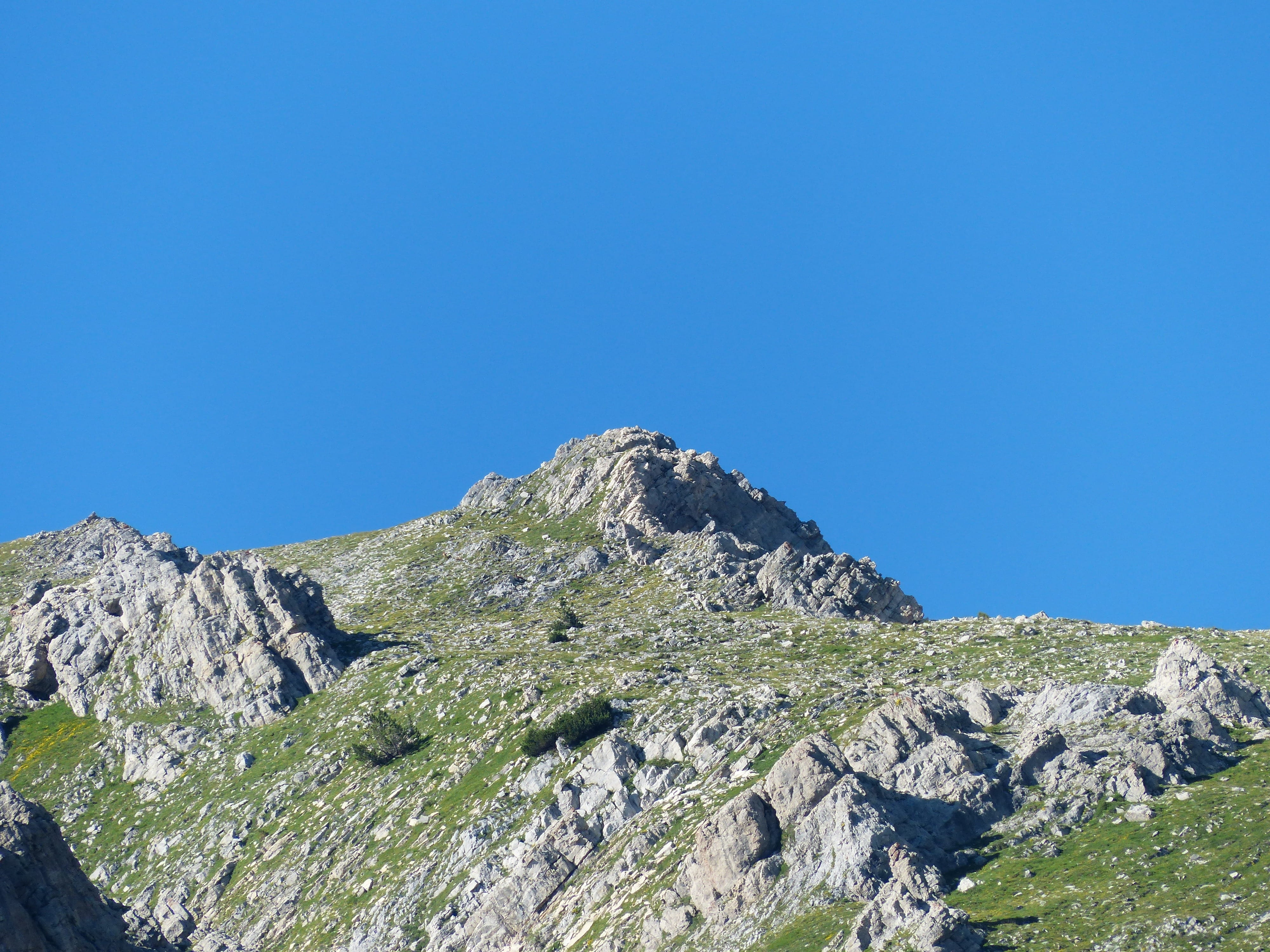 scenics - nature, mountain range, solid, tranquility, monte mongioie, blue, Mountain Peak, tranquil scene, copy space, beauty in nature, mountains, environment, HD Wallpaper