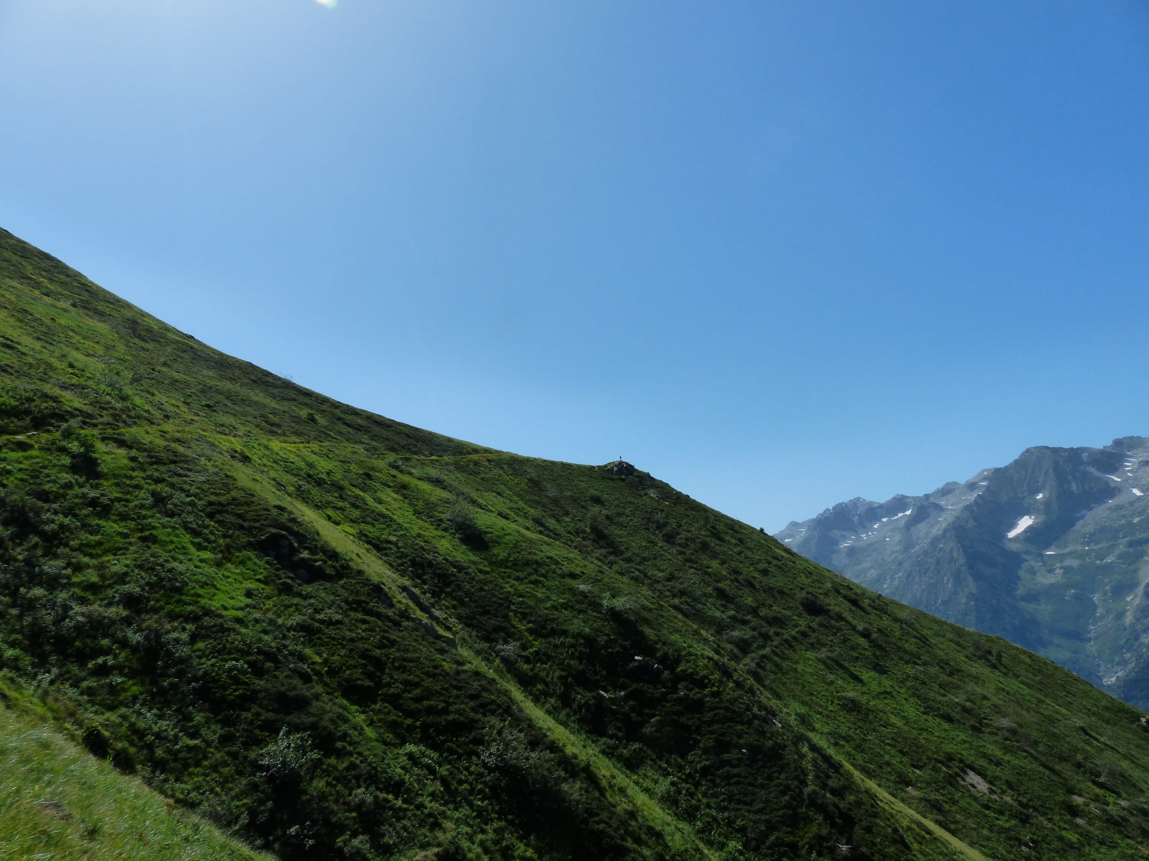 environment, sky, Grassy, green color, tranquil scene, alpine, blue, scenics, outdoors, trail, non-urban scene, Mountain, gta, mountain ridge, 4K, tranquility, HD Wallpaper