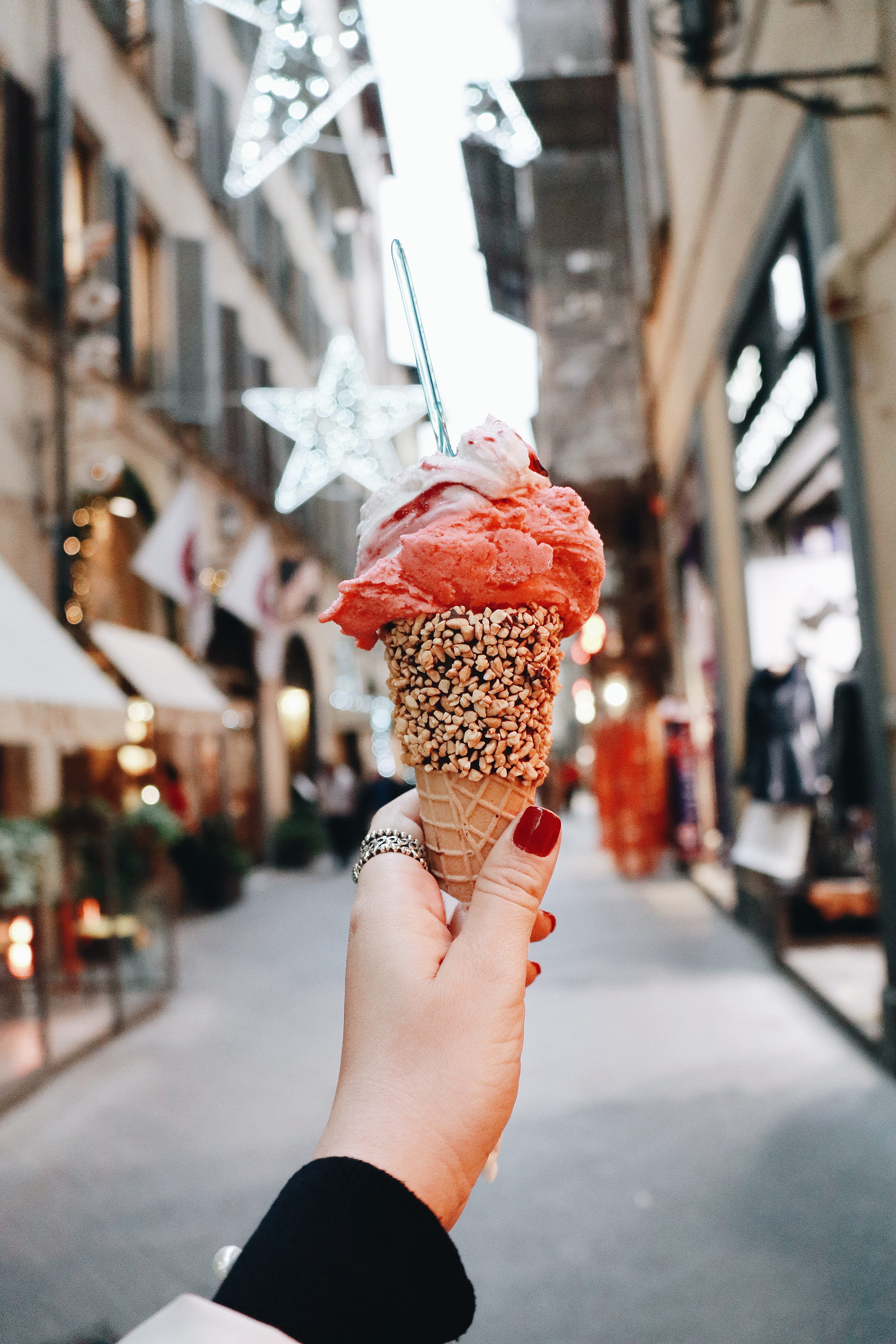 florence, italian gelato, rome, holding, urban Scene, street, ice cream selfie, cream, ice Cream, sprinkle, outdoors, people, ice, italian, dessert, star, Phone HD Wallpaper