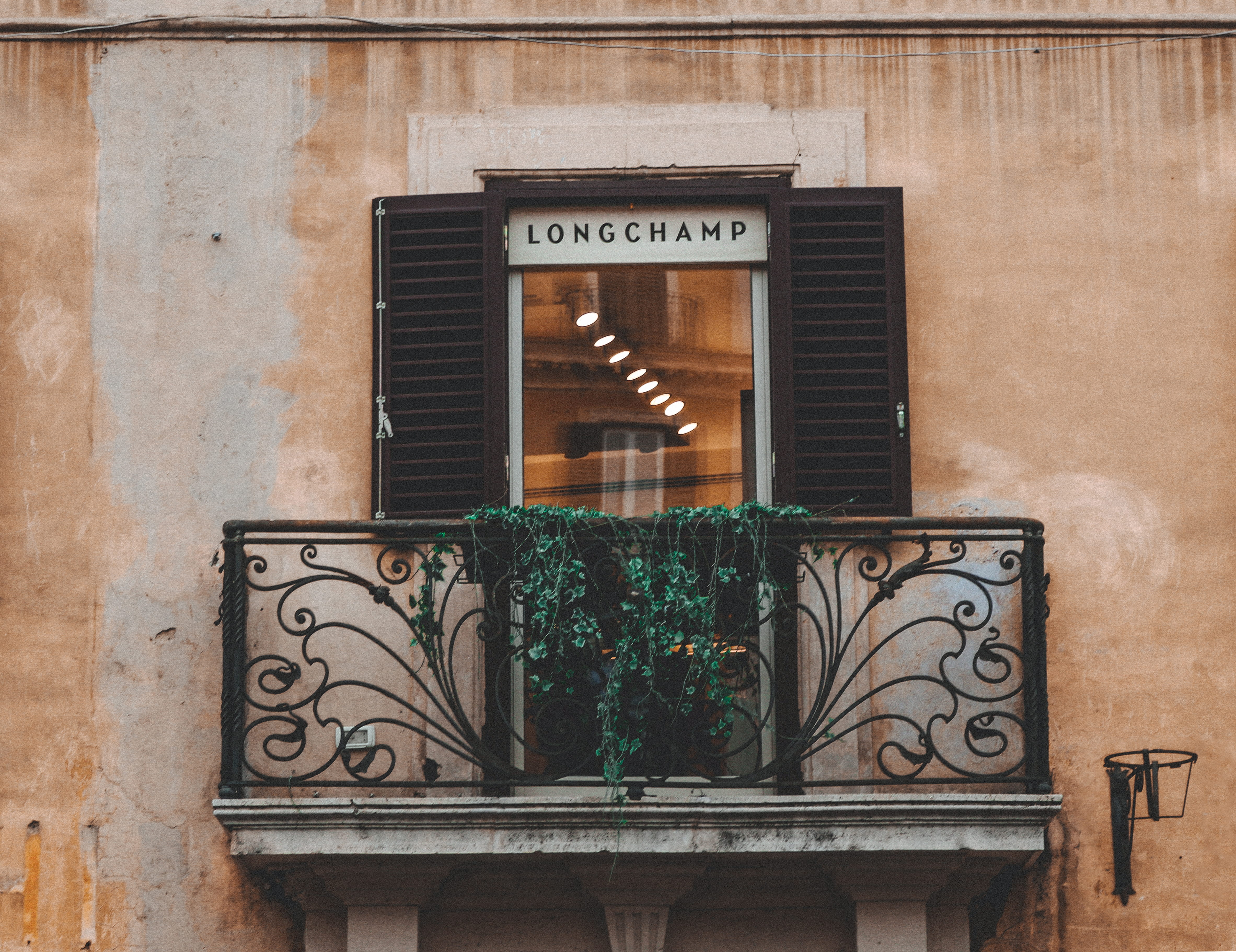 building, italium, outdoors, fence, home decor, communication, shutter, facade, text, steel, entrance, railing, photography, curtain, building exterior, HD Wallpaper