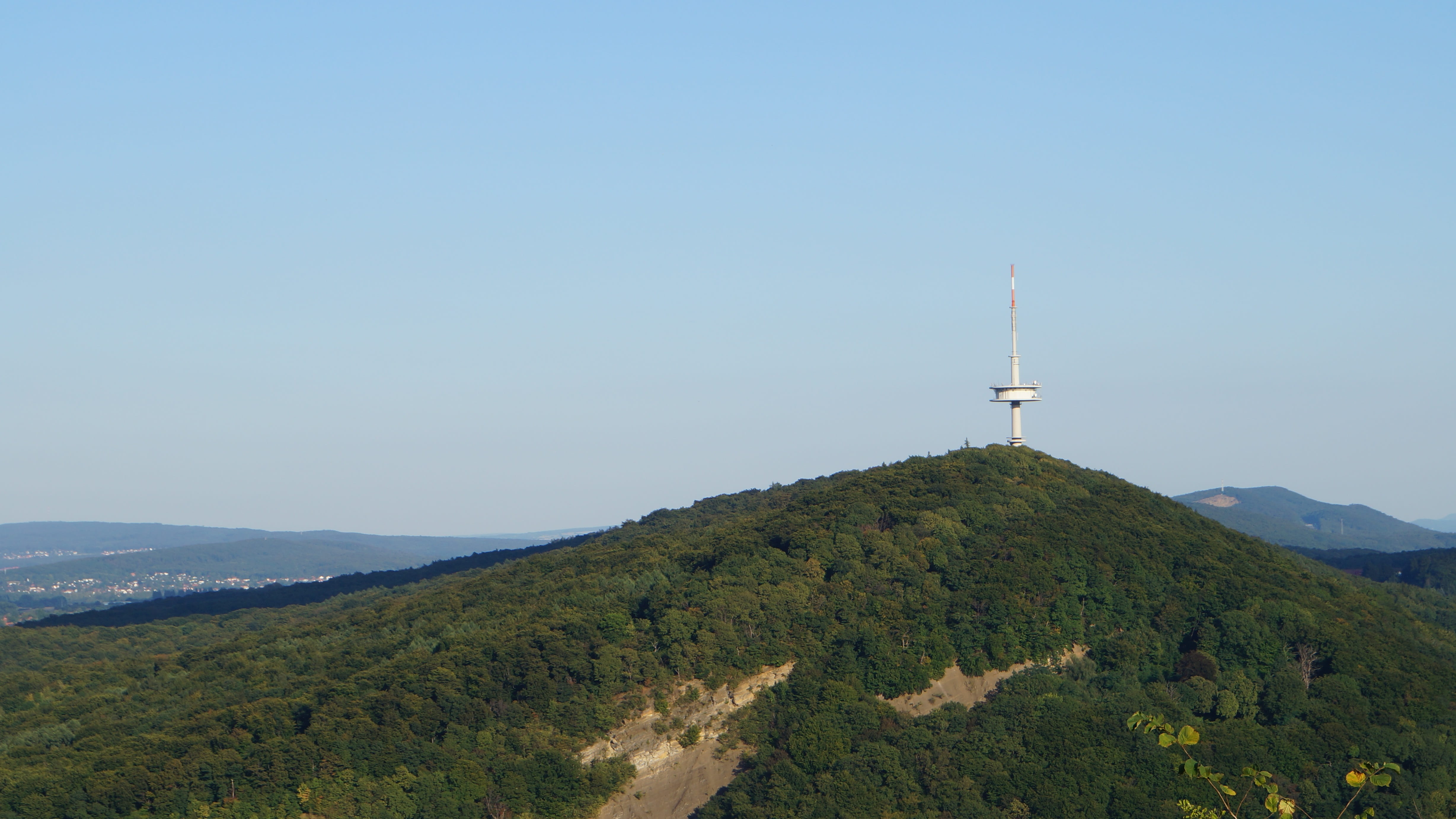 broadcasting, Porta Westfalica, nature, travel, clear sky, Tv Tower, Blue, blue, global communications, built structure, mountain, 4K, sky, communication, HD Wallpaper