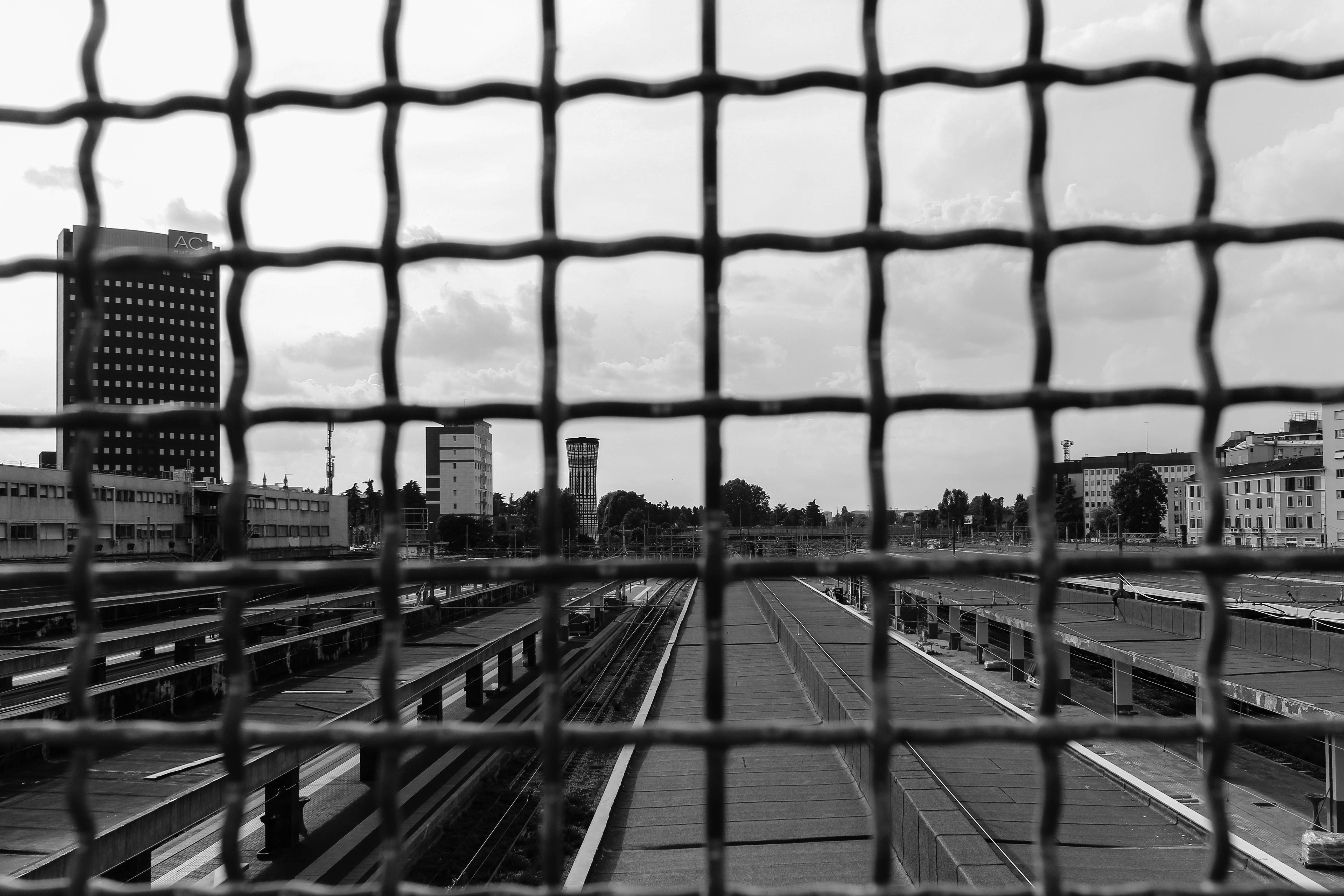 sky, architecture, no people, jail, 5K, rail transportation, nature, cloud - sky, metropolitan city of milan, fence, city, transportation, bw, stazione, HD Wallpaper