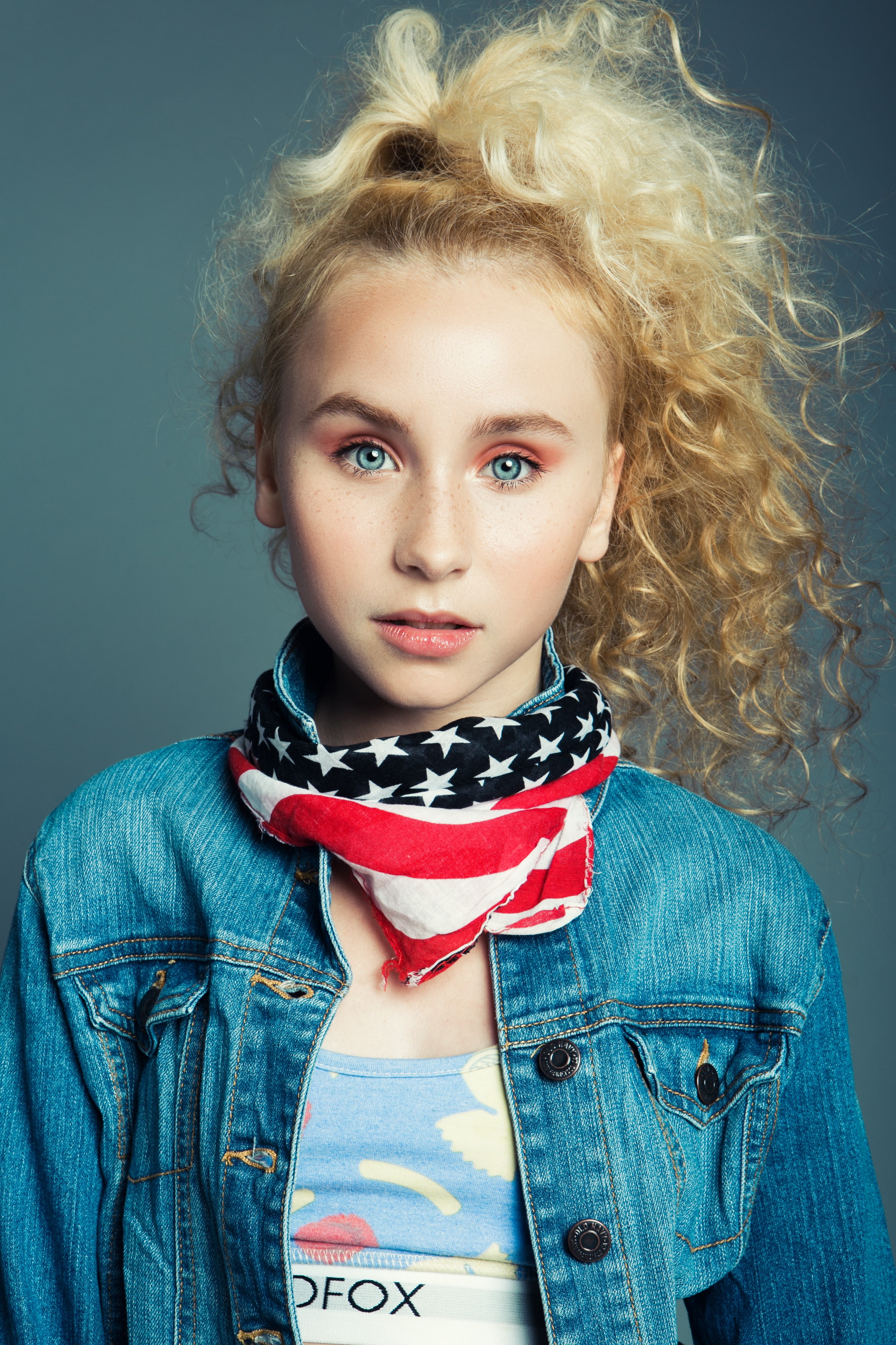 looking at camera, beauty, fashion, child, innocence, hair, blue eyes, singer, casual clothing, front view, blond hair, hairstyle, blue, Mini Pop Kids, Phone HD Wallpaper