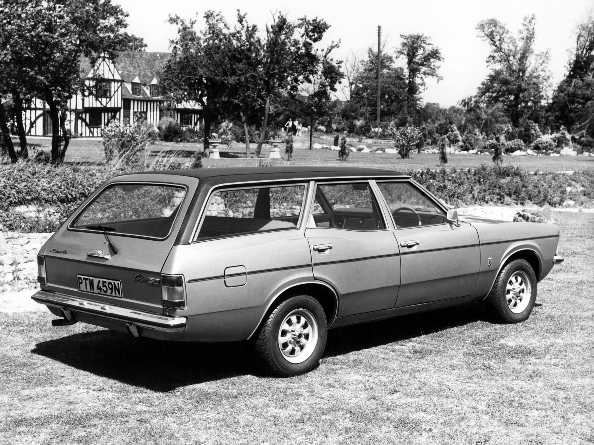 classic, stationwagon, estate, cortina, 1080P, mkiii, 2000e, ford, 1973, HD Wallpaper