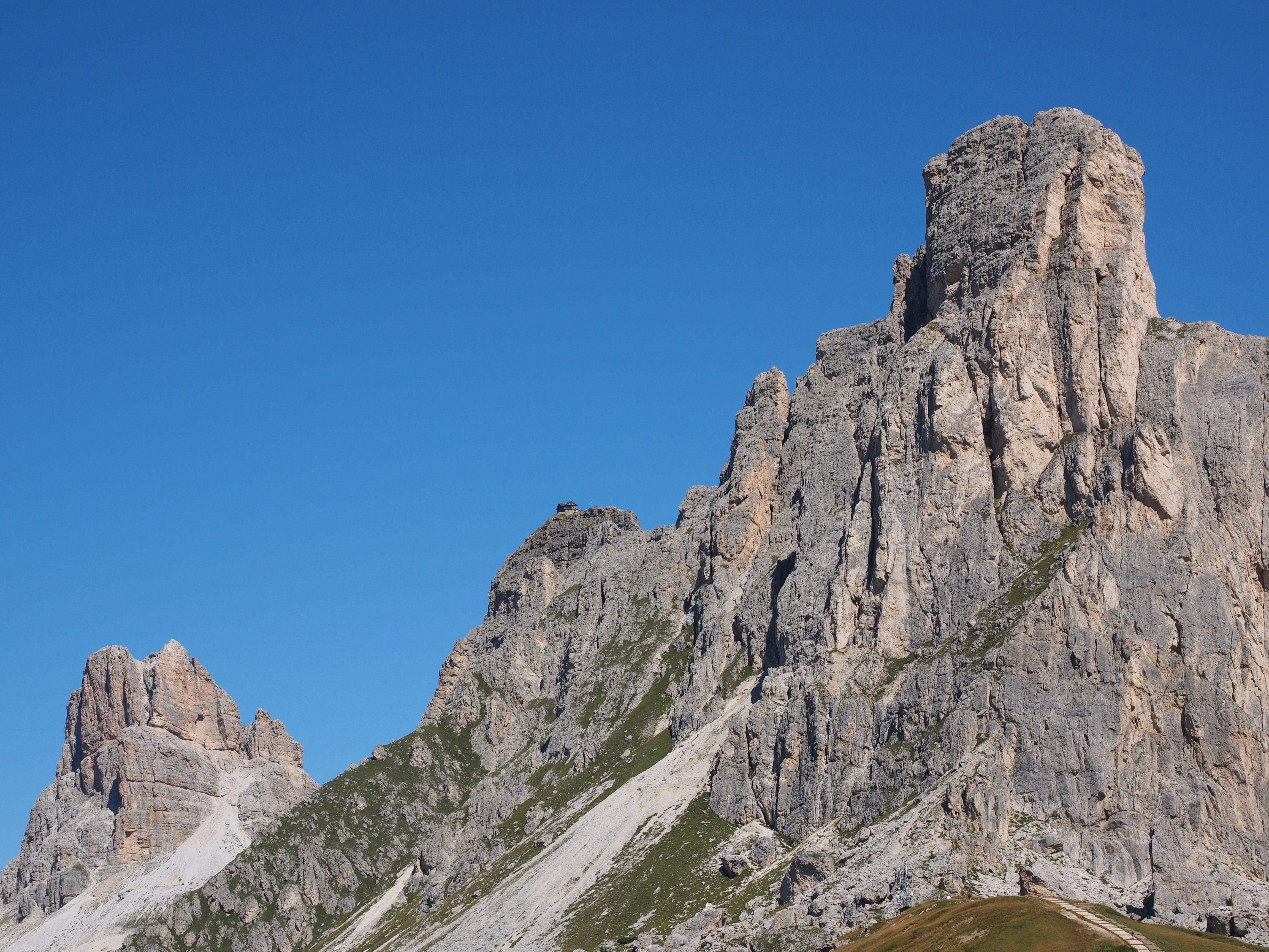 rock - object, day, eroded, mountain, mountains, rock formation, 4K, non-urban scene, scenics - nature, solid, tranquility, passo di giau, south tyrol, HD Wallpaper