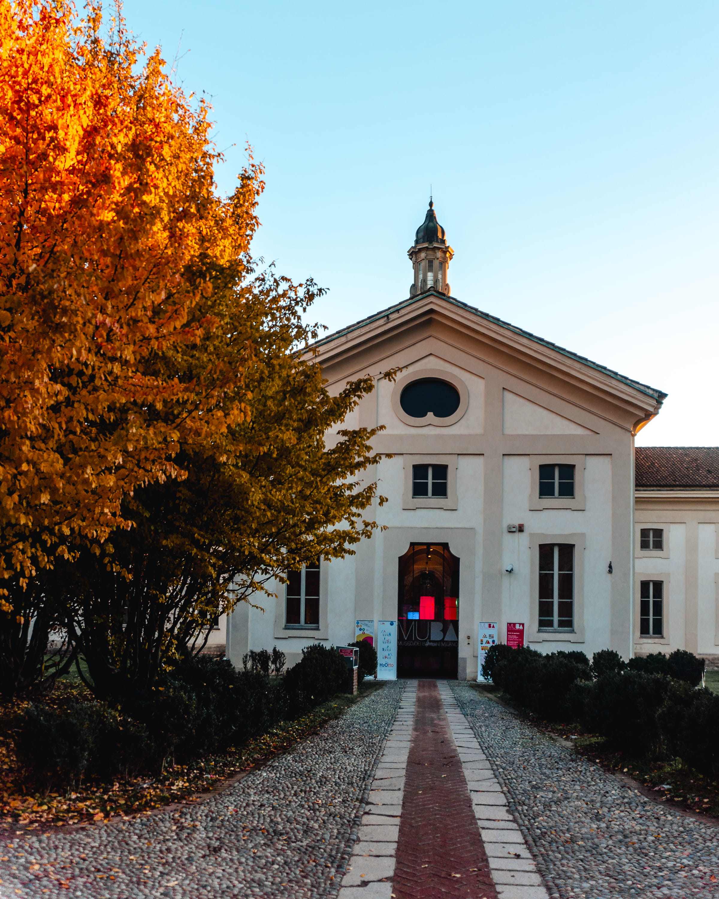 religion, belief, teal, place of worship, day, sunset, plant, milan, 2K, arancione, nature, milano, building exterior, tree, built structure, rotonda della besana, Phone HD Wallpaper