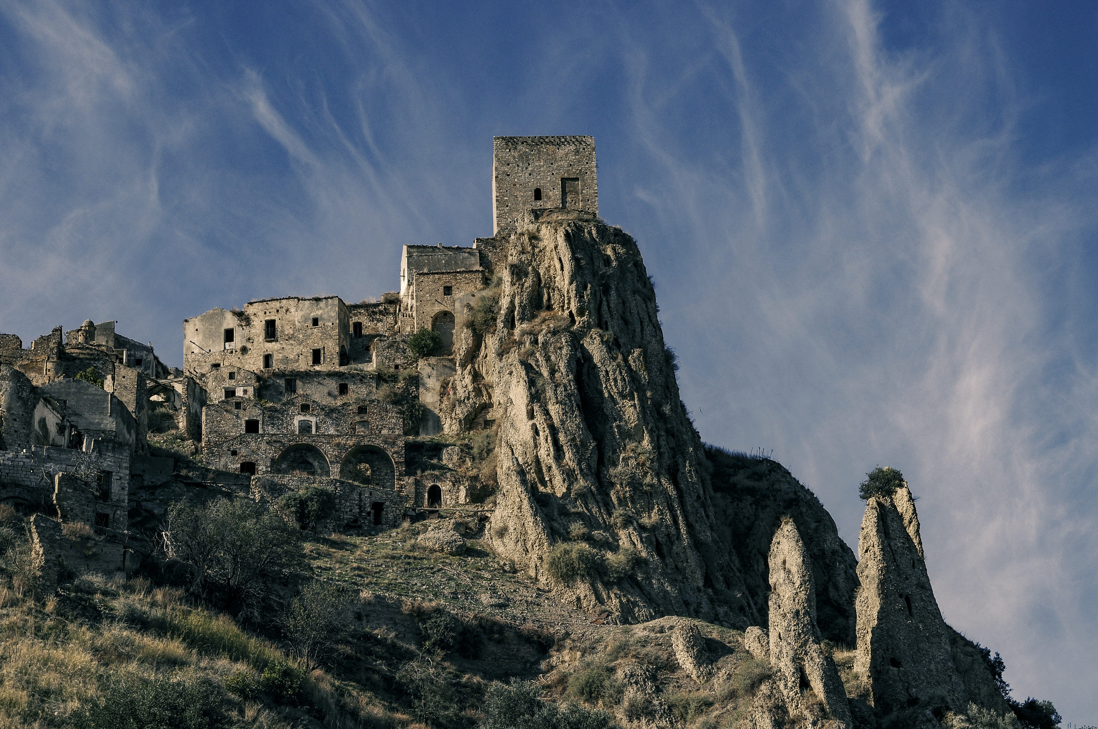 building exterior, cloud - sky, building, clouds, no people, ancient civilization, travel destinations, day, nature, old, outdoors, built structure, low angle view, HD Wallpaper