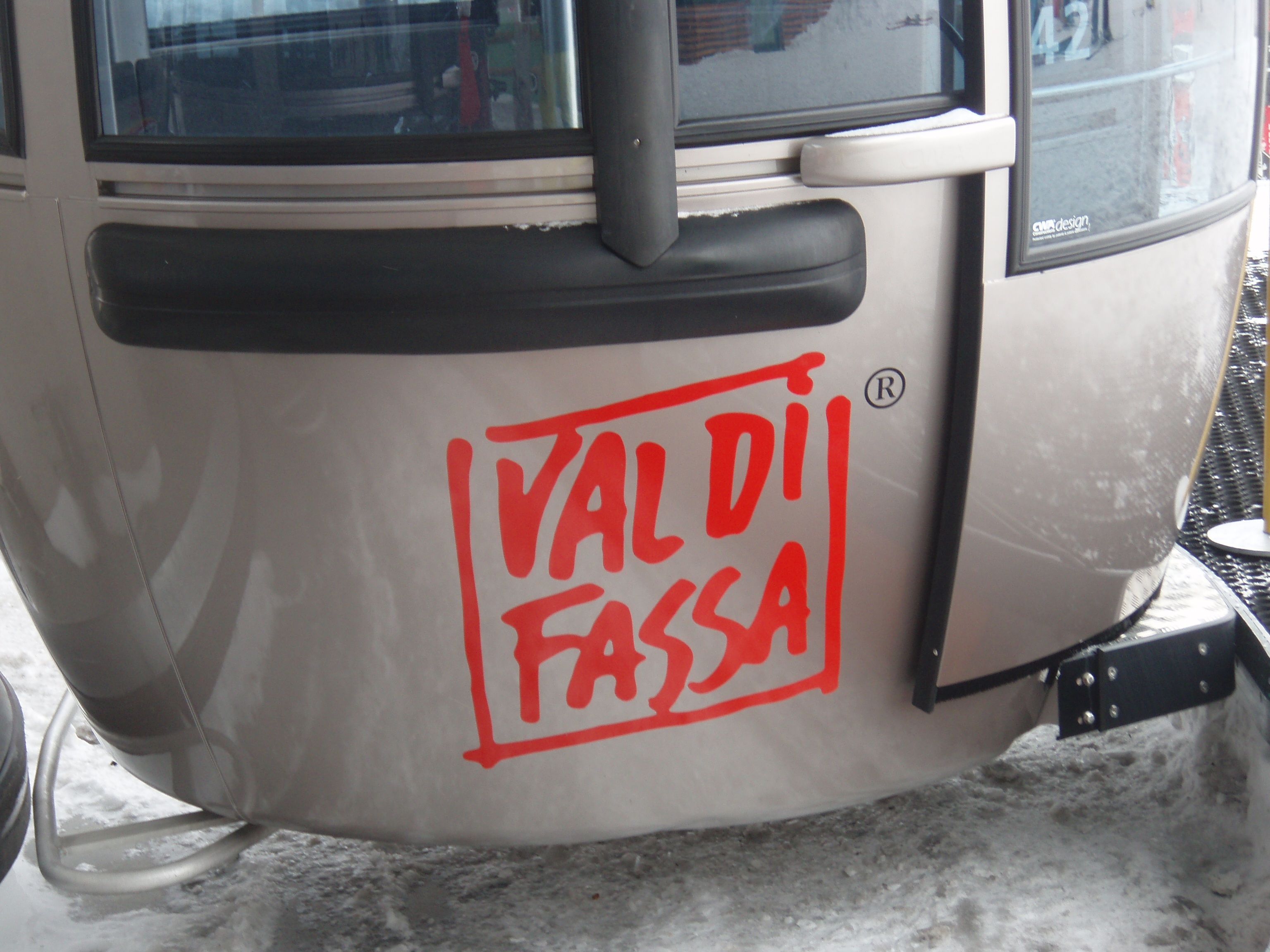 window, land vehicle, close-up, day, transportation, no people, communication, winter, mode of transportation, red, italy, snow, western script, 2K, vehicle interior, HD Wallpaper