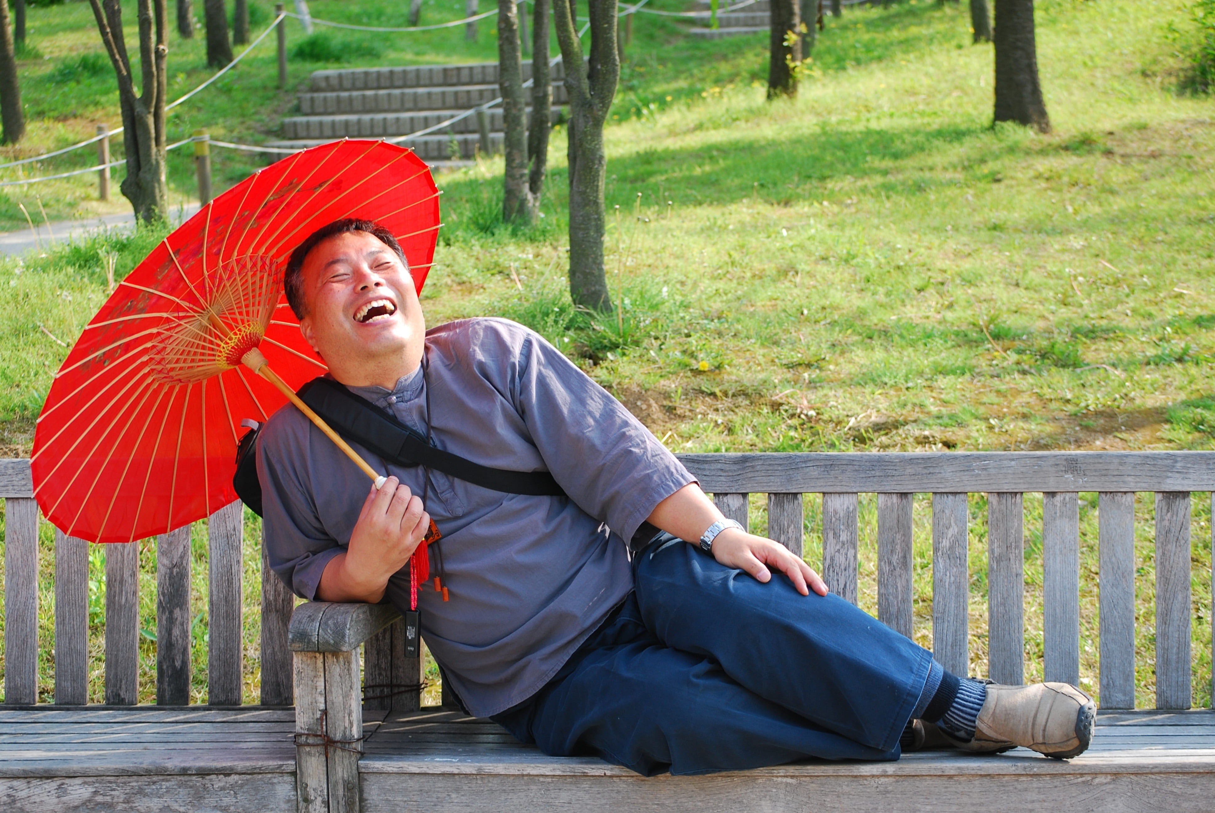 man, bench, japanese, leisure activity, holding, casual clothing, men who, young adult, leasure, park, full length, real people, one person, park bench, HD Wallpaper