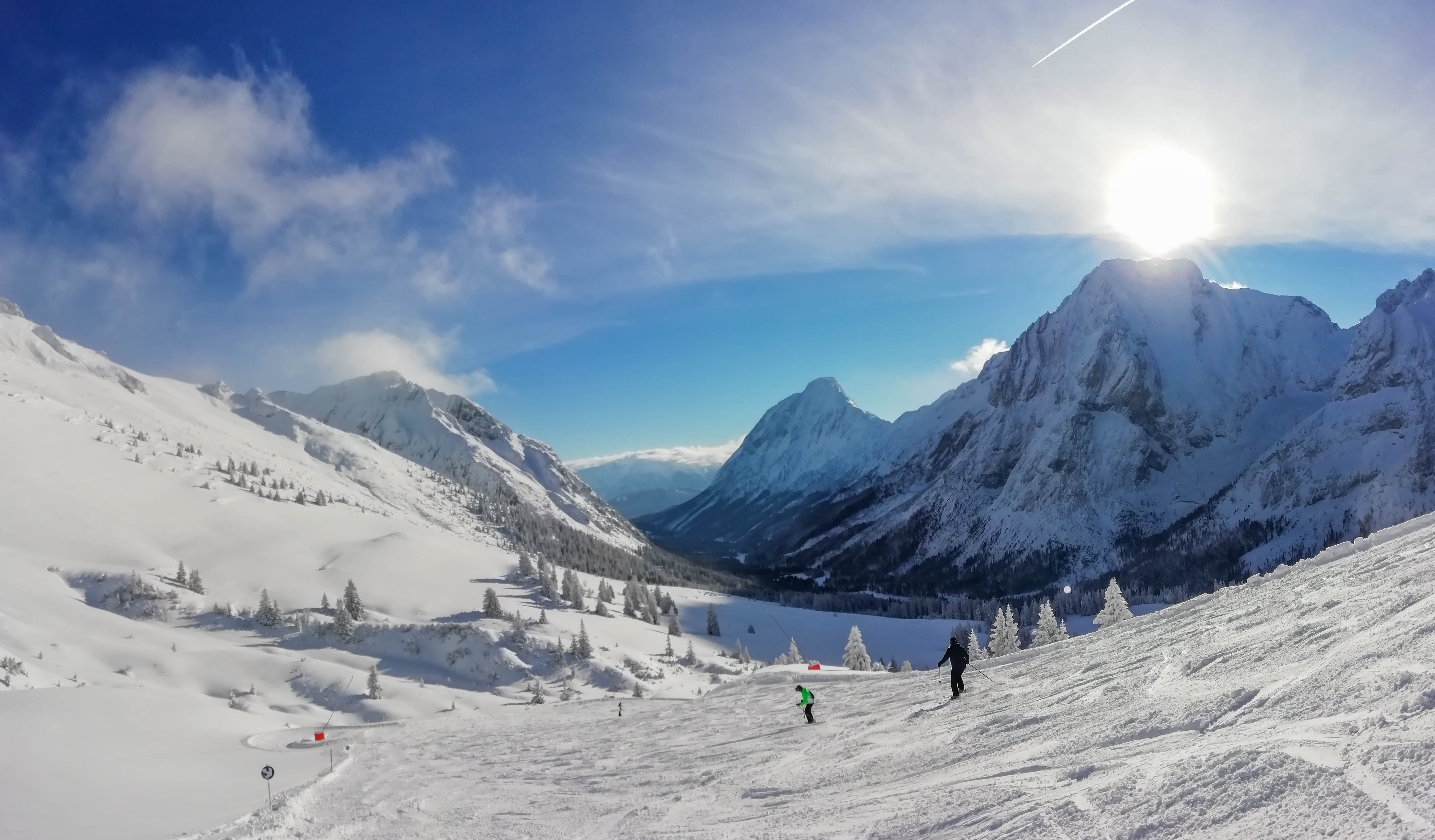real people, alpine, ski holiday, tirol, adventure, leisure activity, austria, skiing, snowcapped mountain, cloud - sky, nature, 5K, cold temperature, HD Wallpaper