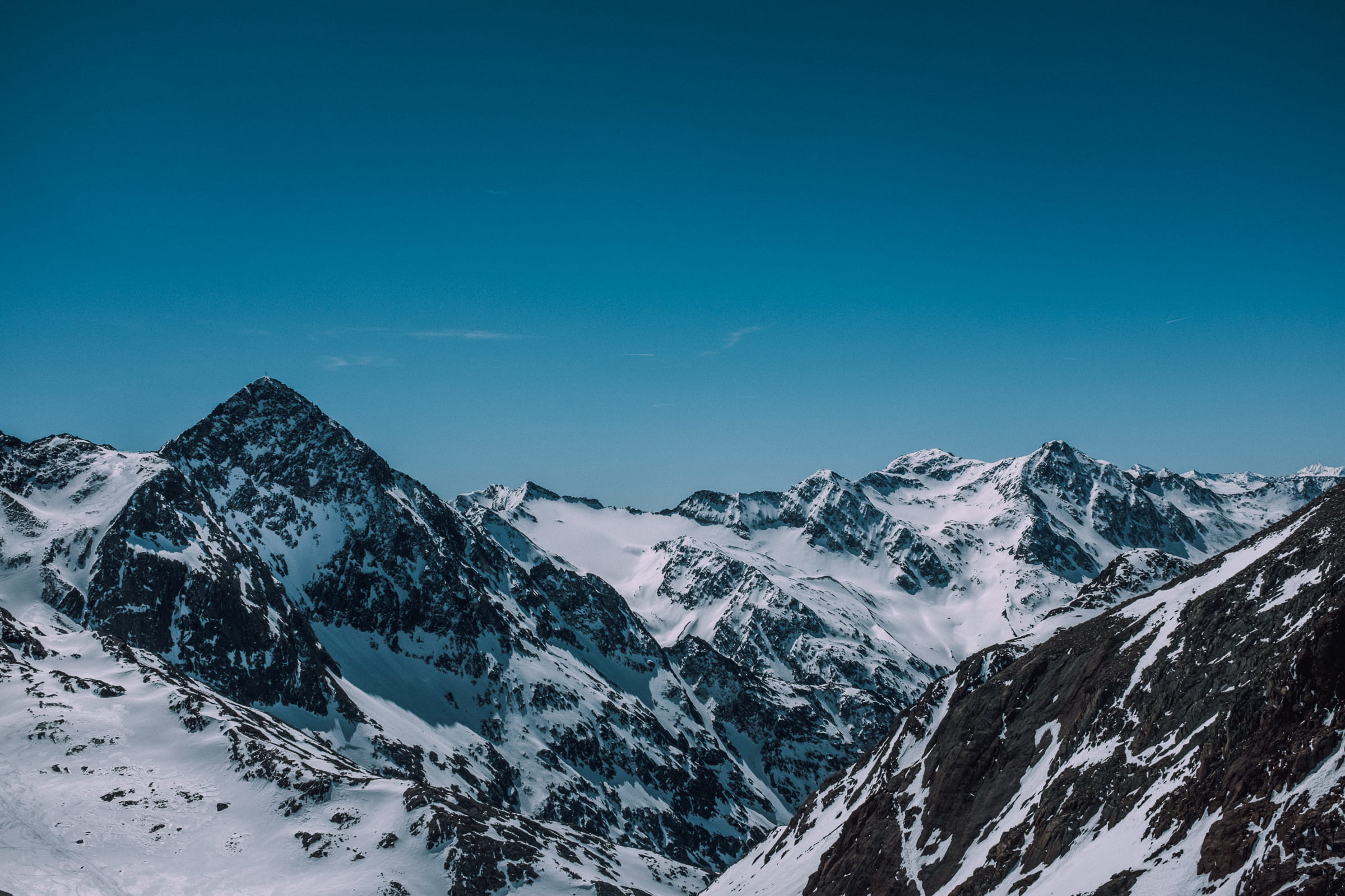 ridge, mountain Peak, no people, cold temperature, day, peak, sport, mountains, sky, nature, top, snowcapped mountain, Tirol, blue, ice, scenics - nature, HD Wallpaper
