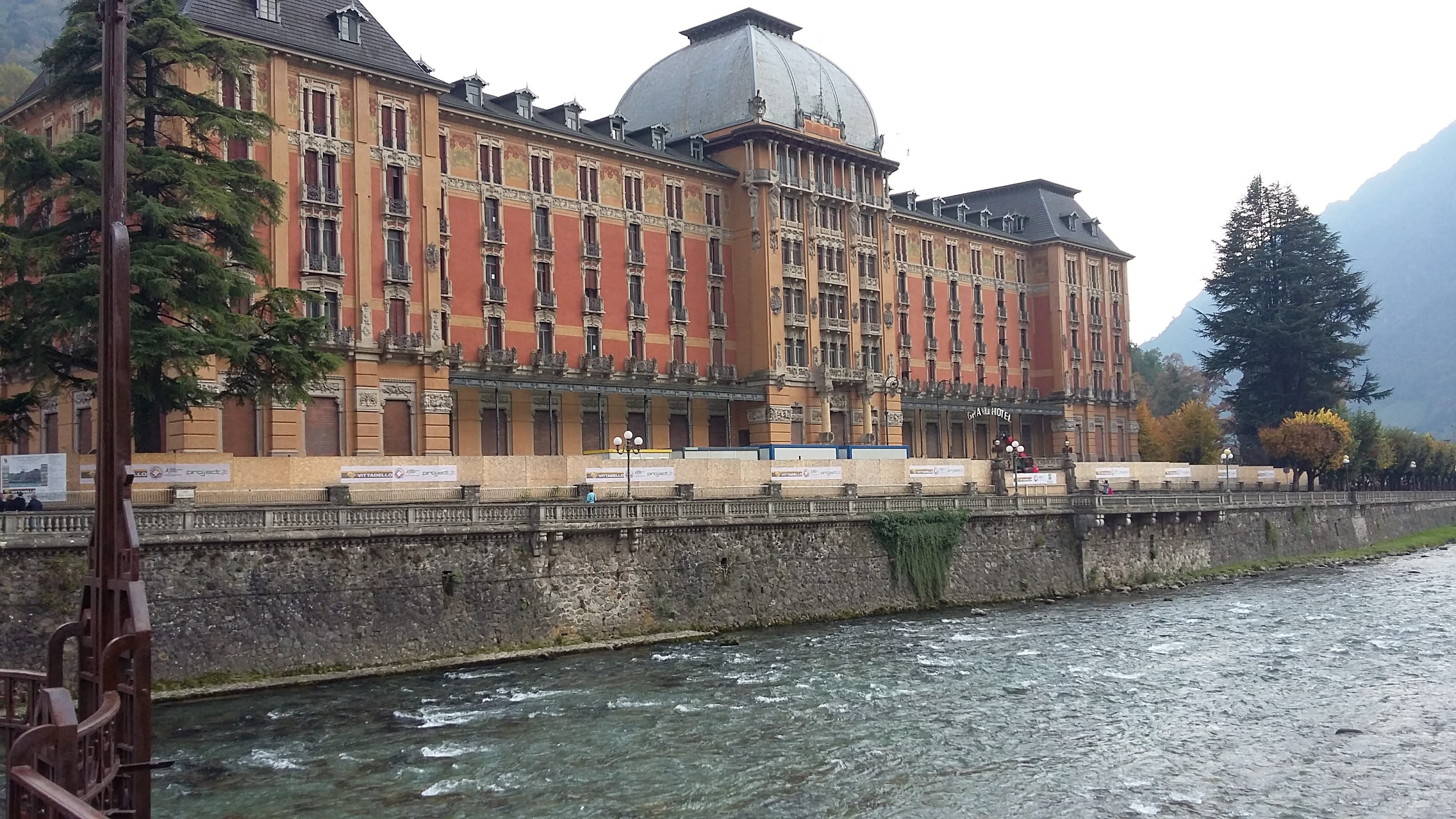 tree, city, history, san pellegrino, plant, liberty, travel destinations, outdoors, canal, the past, nature, building exterior, waterfront, grand-hotel, HD Wallpaper
