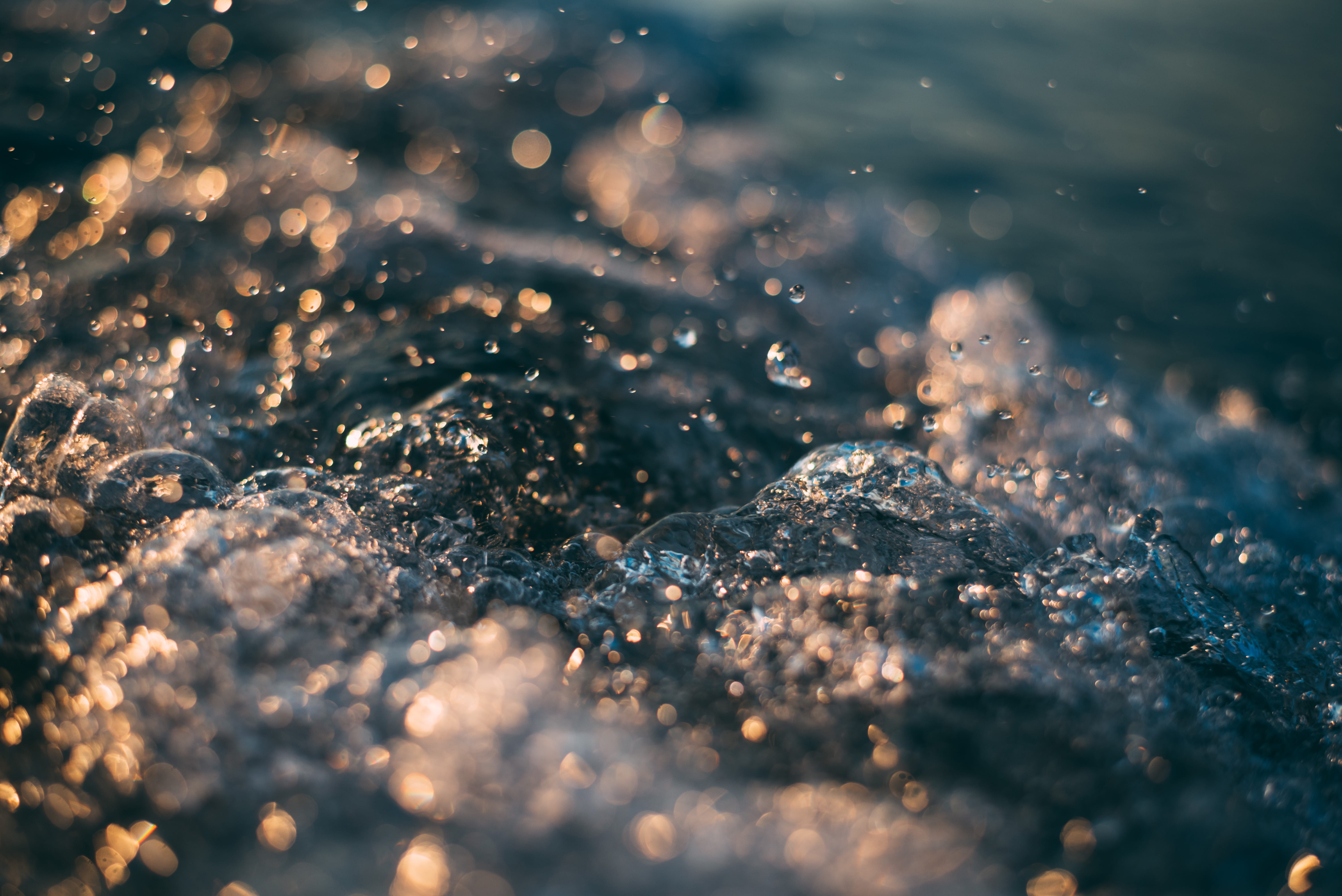 drops, beauty in nature, water, wet, yellow, mare, drop, outdoors, no people, mondragone, italy, selective focus, sun, surface level, waves, land, splashing, HD Wallpaper