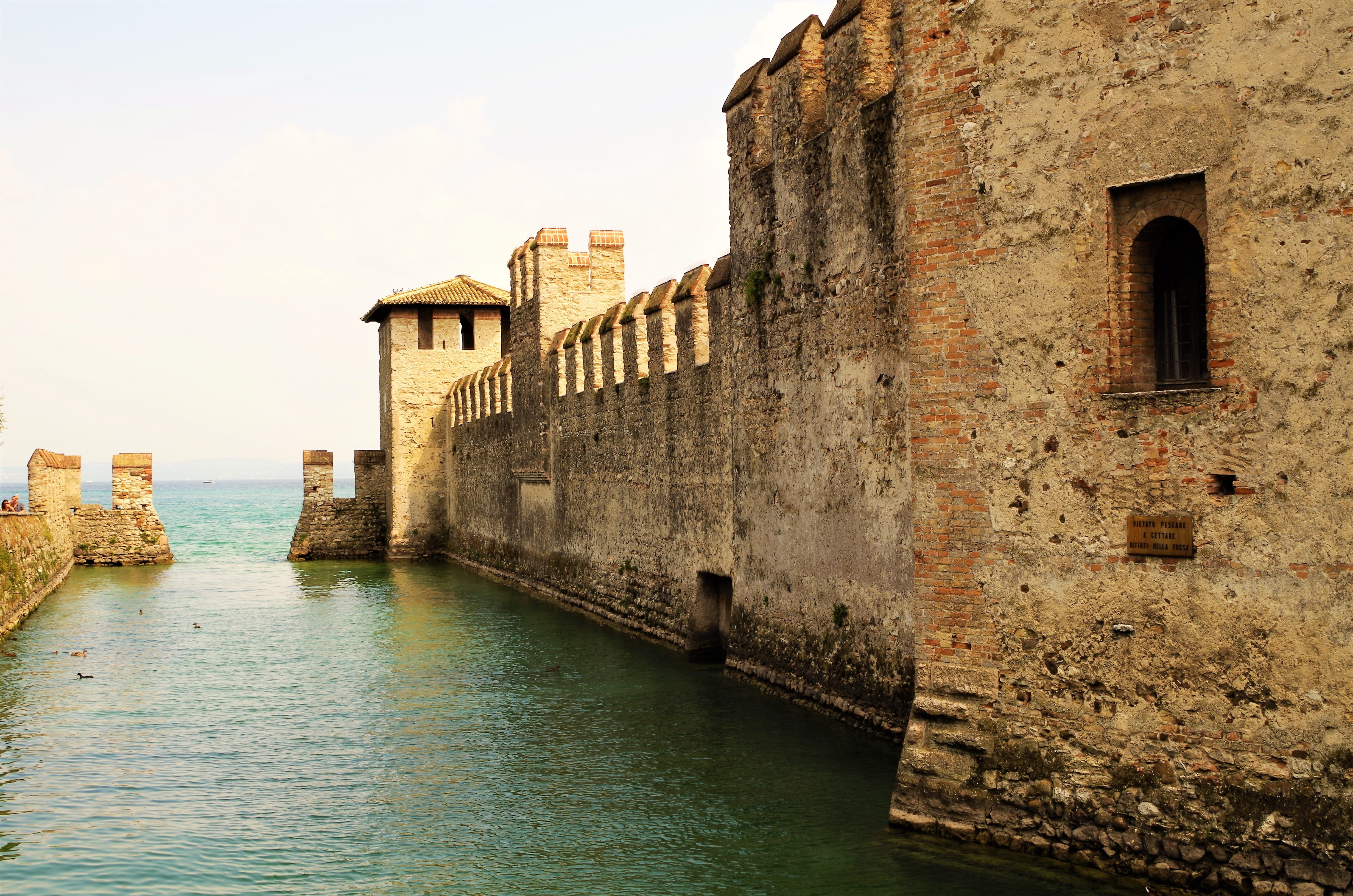 4K, old, fortress, architecture, rocca, outdoors, window, building exterior, day, the past, travel, waterfront, built structure, canal, no people, fort, HD Wallpaper