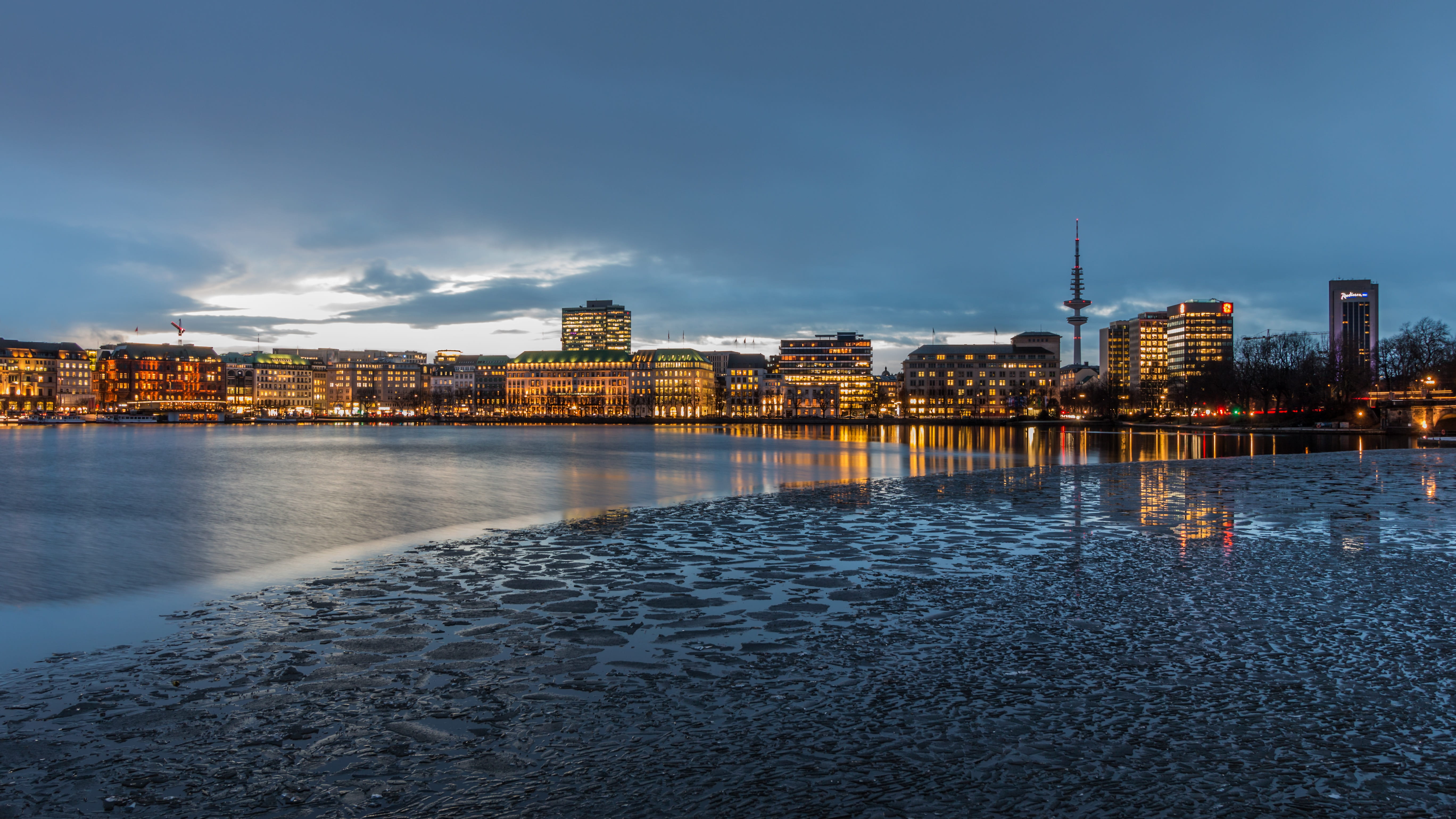binnenalster, 5K, building exterior, nature, sky, illuminated, winter, built structure, travel destinations, nightlife, panorama, dusk, architecture, city, HD Wallpaper