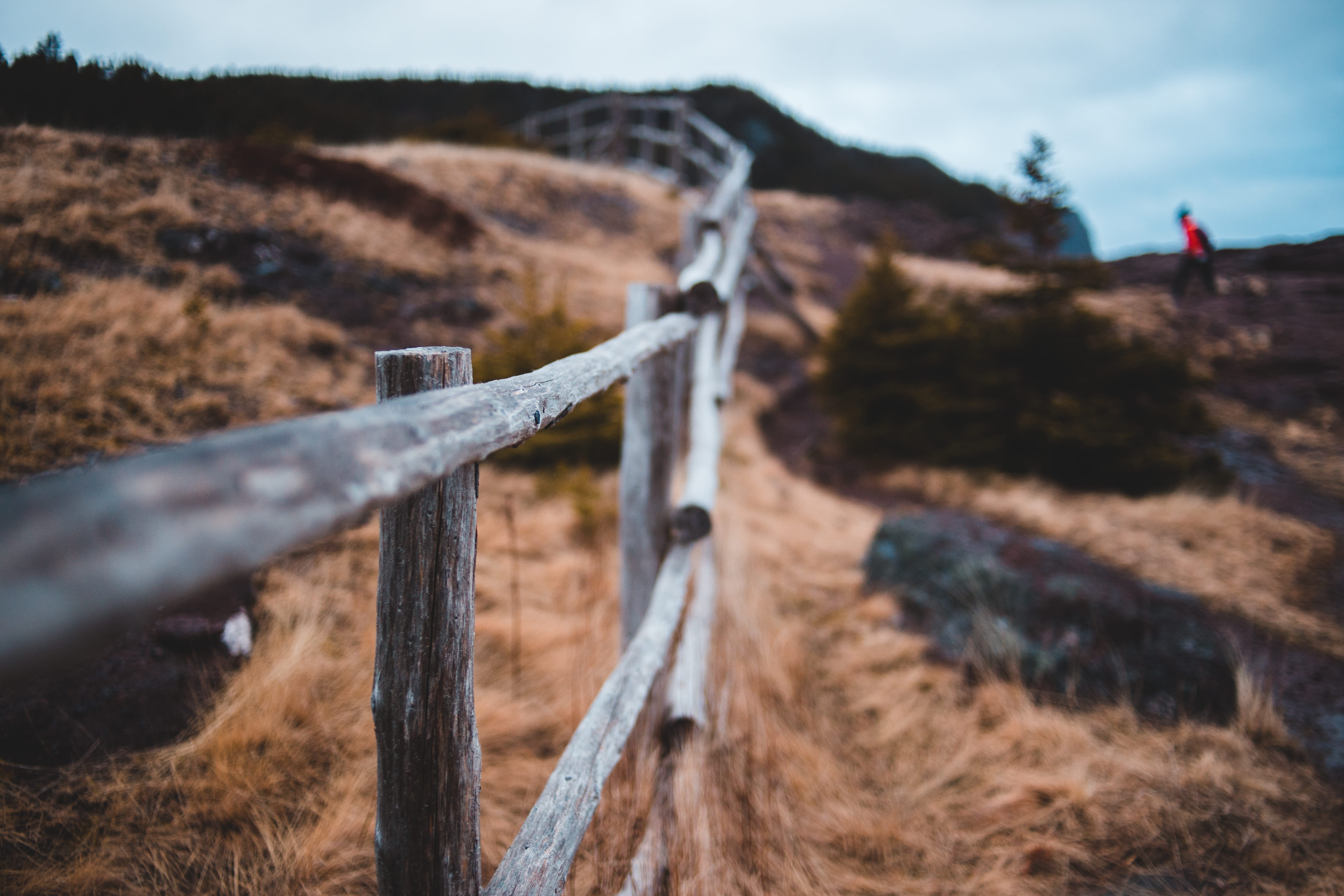 nature, ground, day, landscape, tranquil scene, promontory, safety, wood, photo, mountain range, fence, selective, photography, railing, wooden, land, building, HD Wallpaper