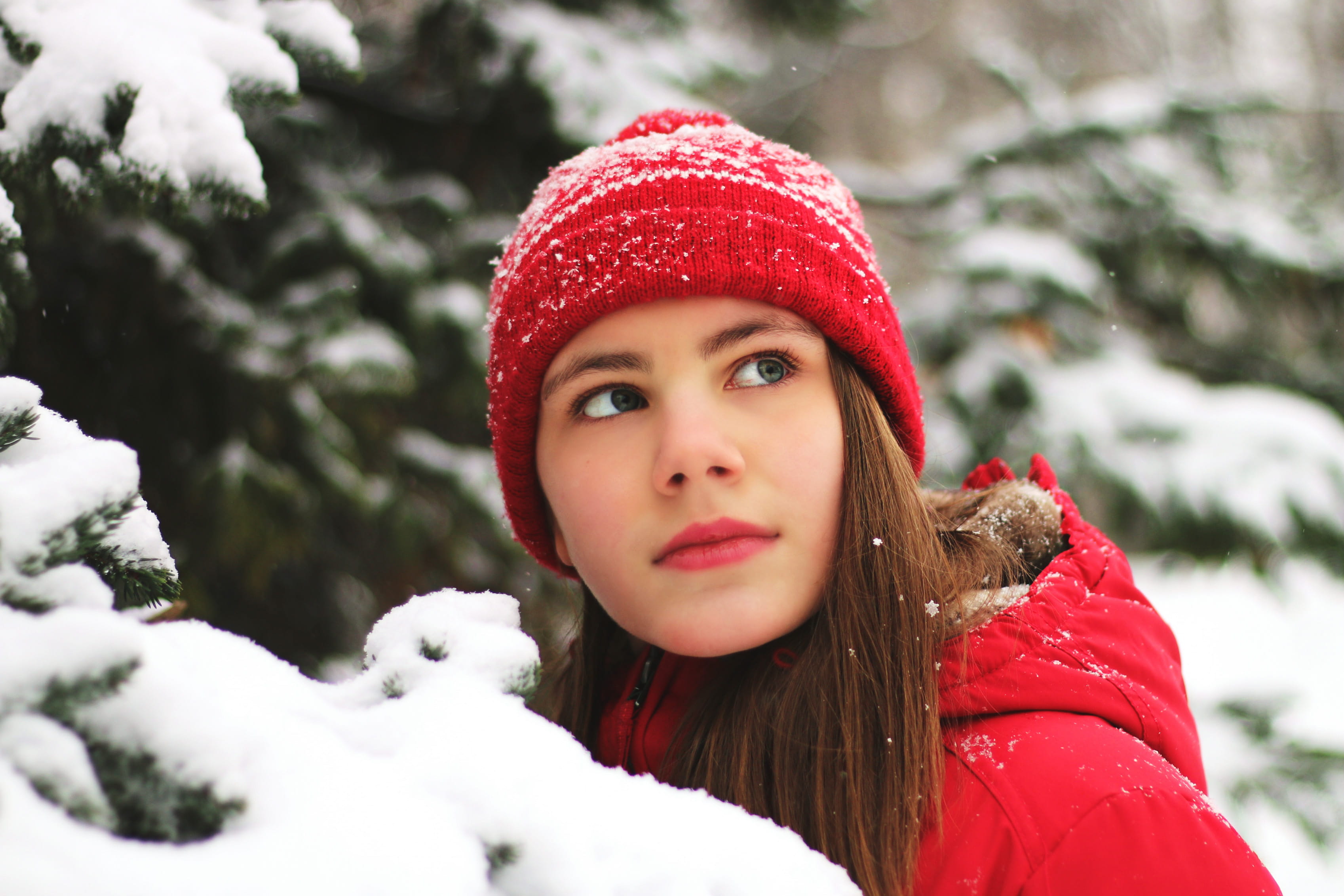 smiling, outdoors, season, women, snow, face, scarf, Girl, lips, cold - Temperature, wearing, color Image, 2K, cold temperature, beauty, woman, females, HD Wallpaper
