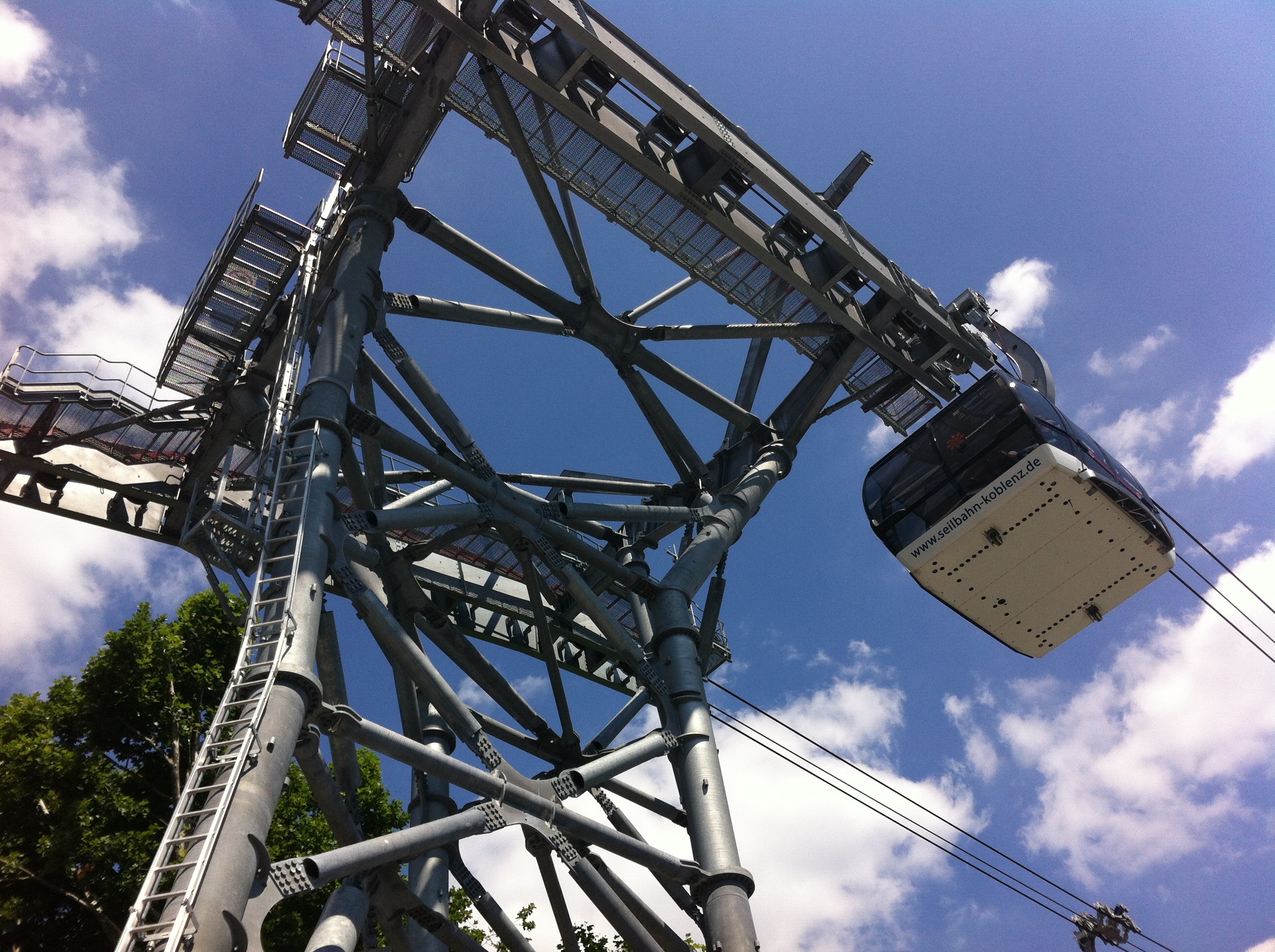 built structure, tall - high, no people, sky, amusement park ride, koblenz, arts culture and entertainment, architecture, cableway, germany, pole, cloud - sky, HD Wallpaper